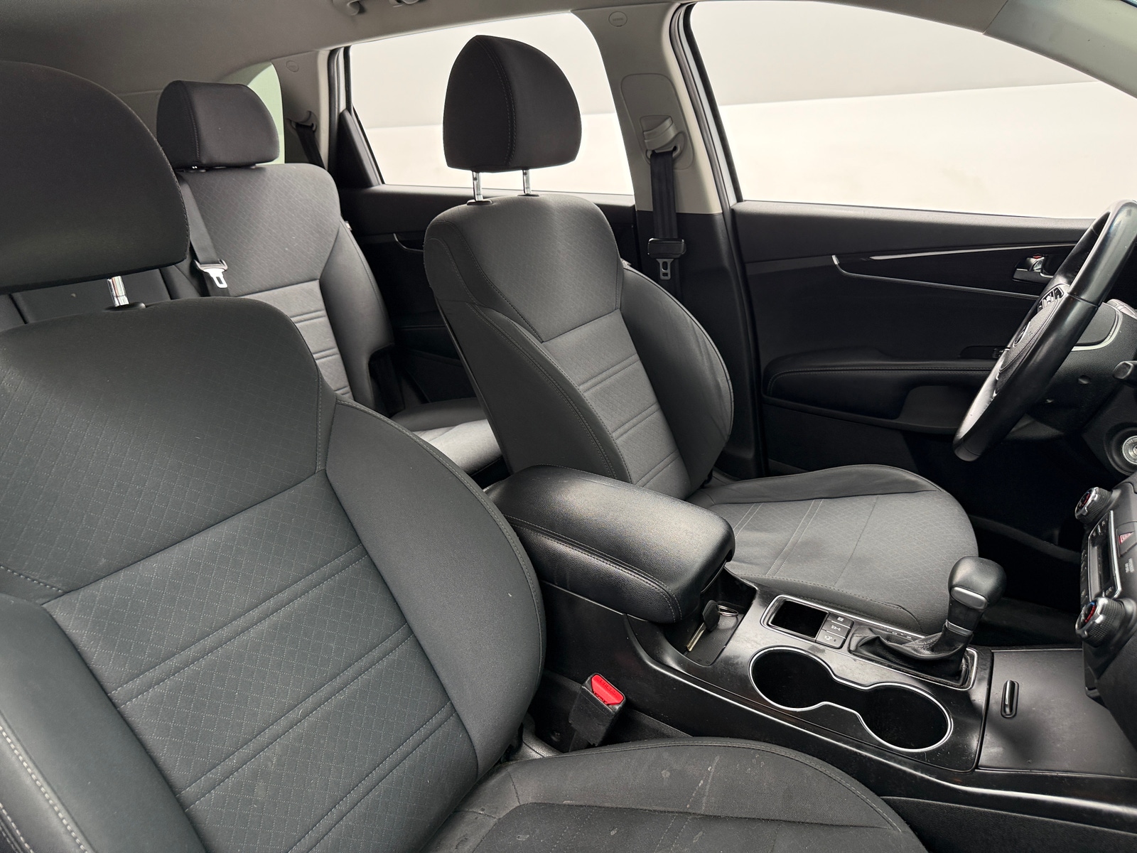 Thumbnail: 2019 Kia Sorento - 2