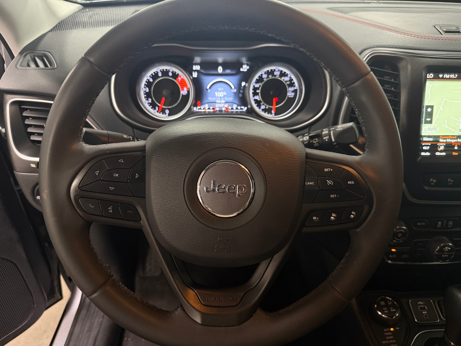 Thumbnail: 2020 Jeep Cherokee - 5