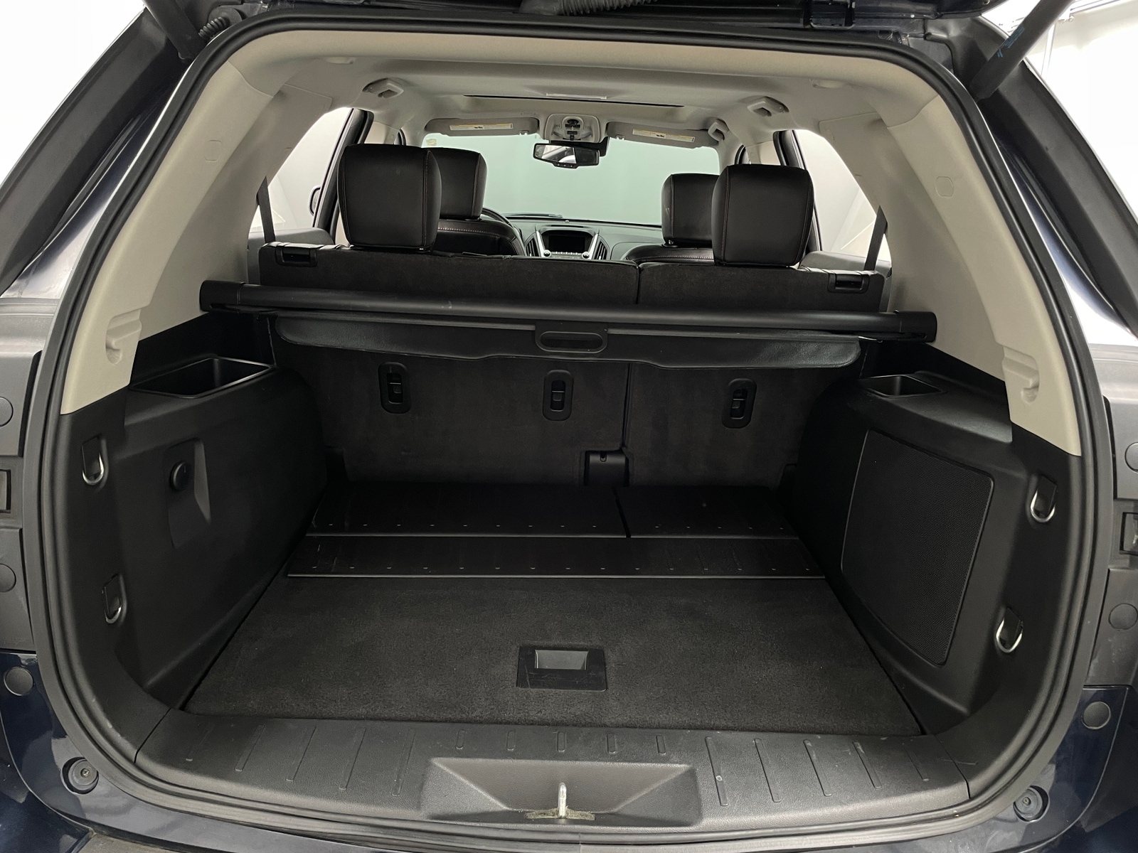 Thumbnail: 2017 Chevrolet Equinox - 6