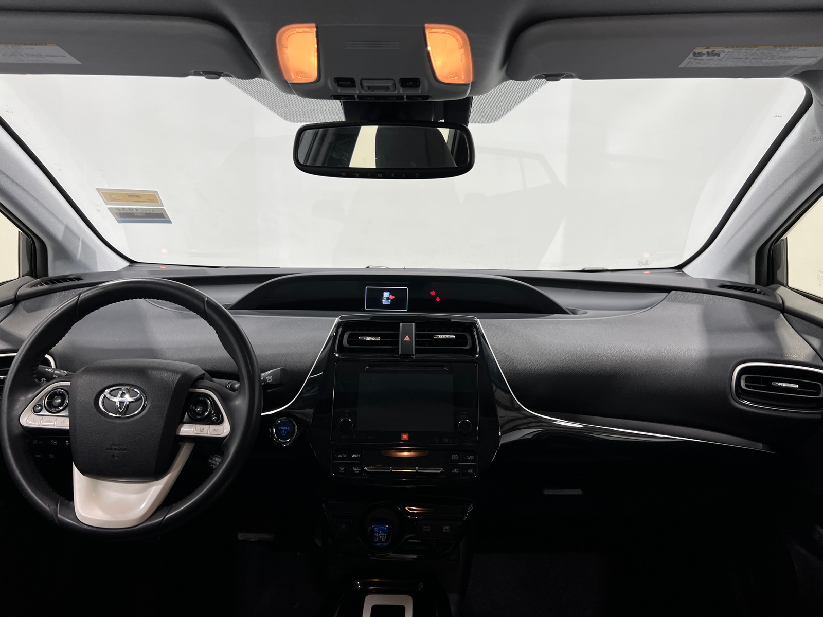 Thumbnail: 2016 Toyota Prius - 3