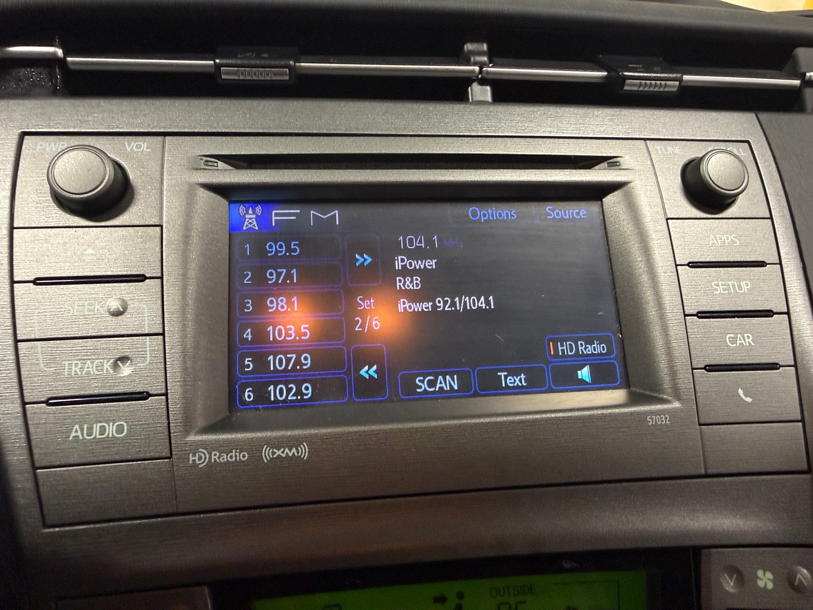 Thumbnail: 2013 Toyota Prius - 4