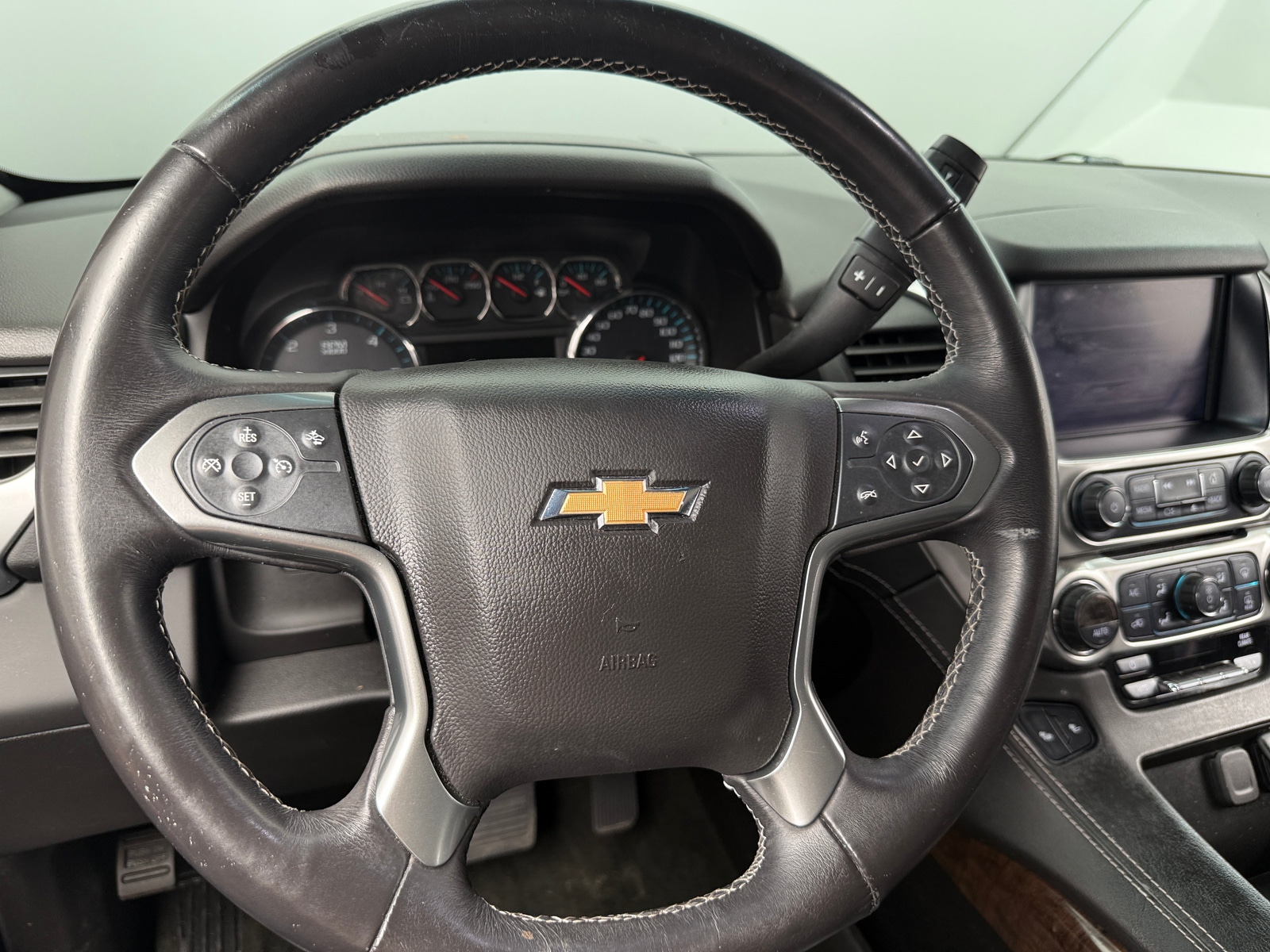Thumbnail: 2018 Chevrolet Tahoe - 4