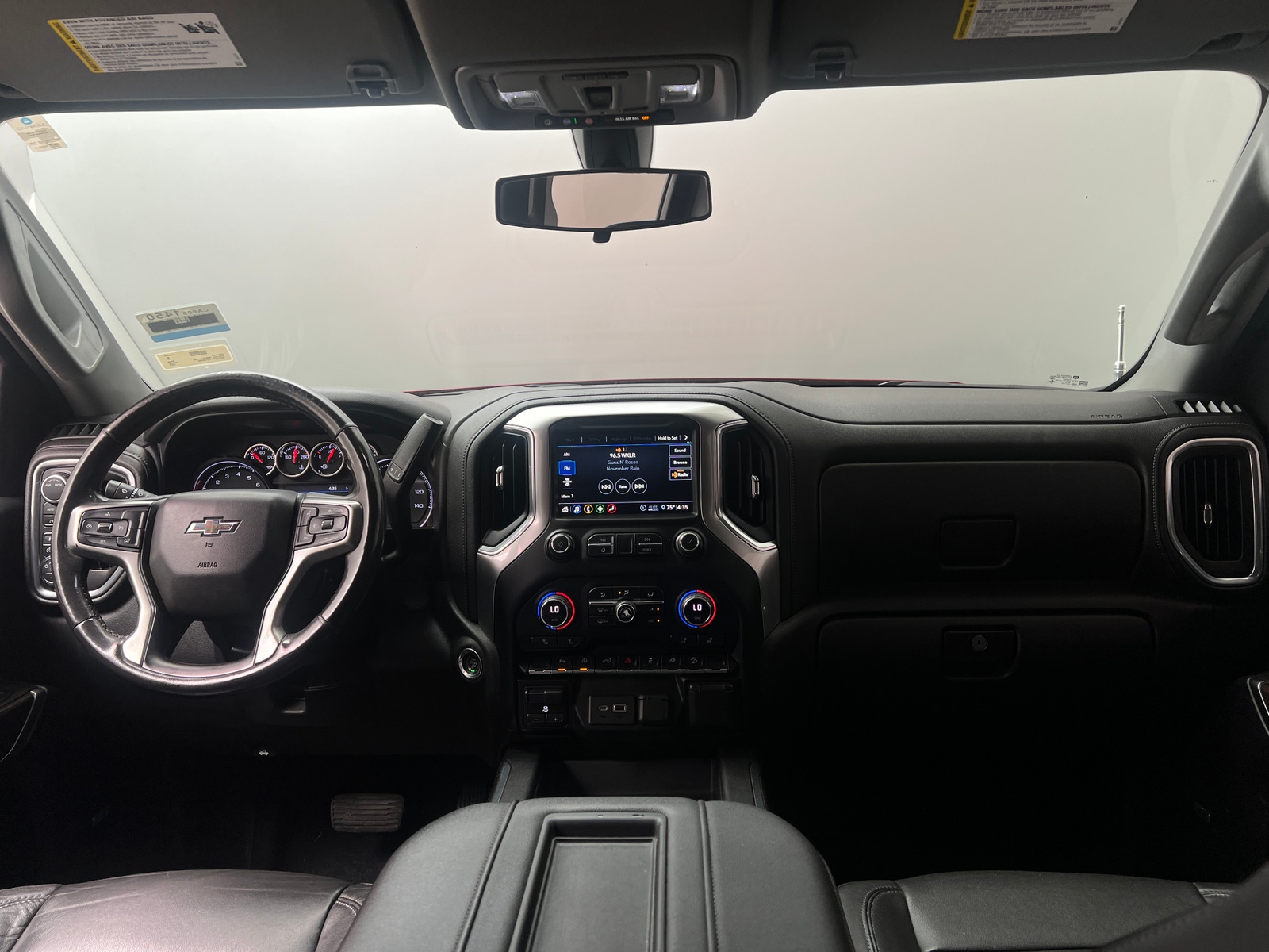 Thumbnail: 2020 Chevrolet Silverado 1500 - 3