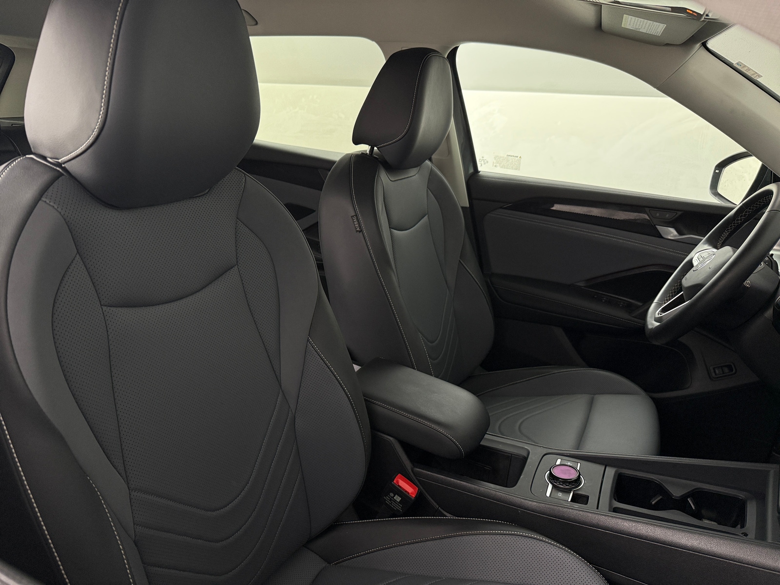 Thumbnail: 2026 Volkswagen Tiguan - 2