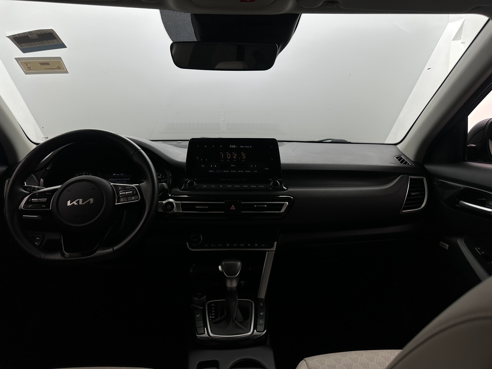 Thumbnail: 2022 Kia Seltos - 2