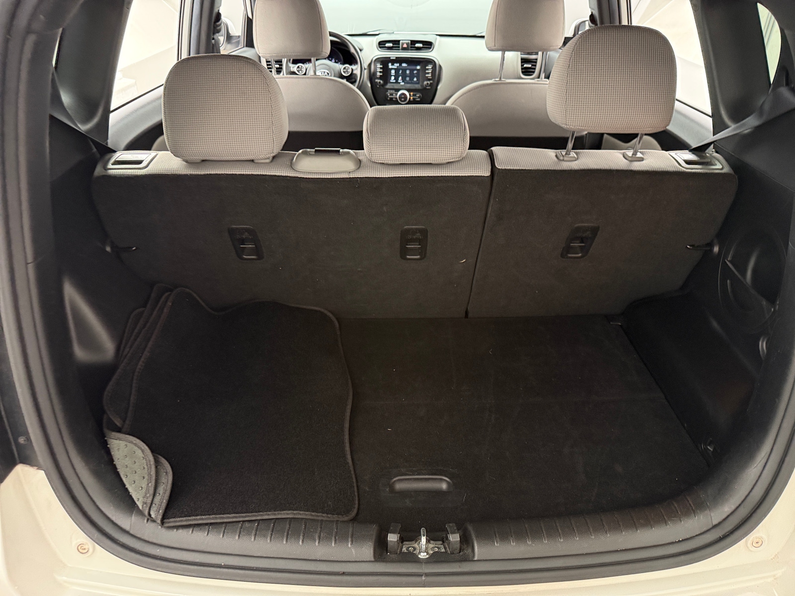 Thumbnail: 2018 Kia Soul - 7