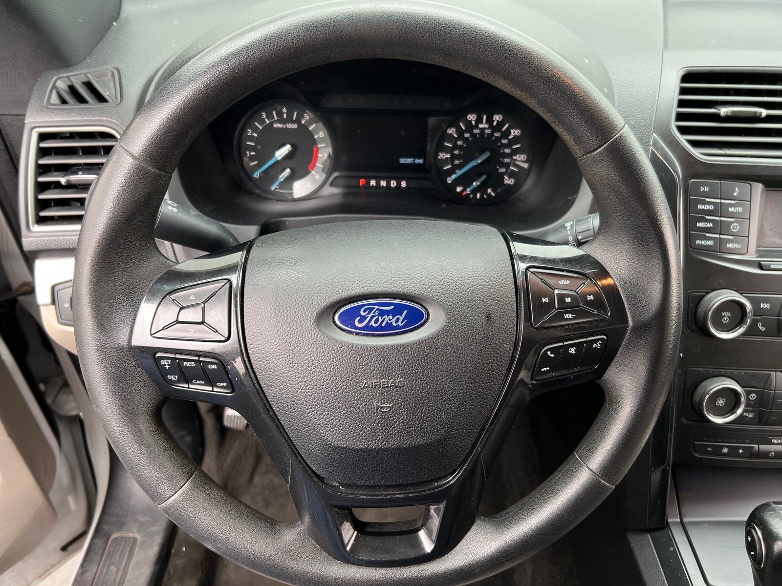 Thumbnail: 2018 Ford Explorer - 5