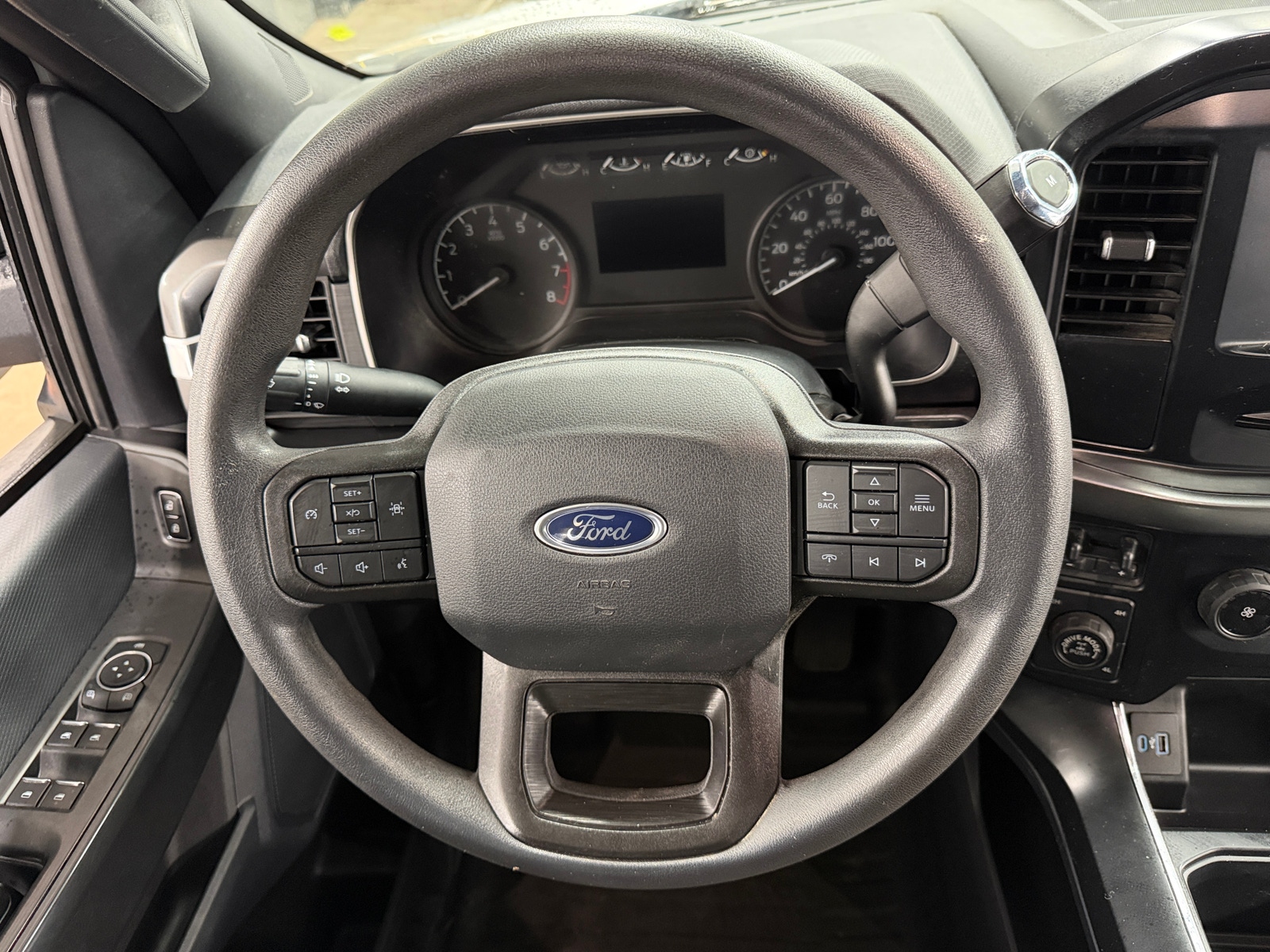 Thumbnail: 2023 Ford Econoline - 5