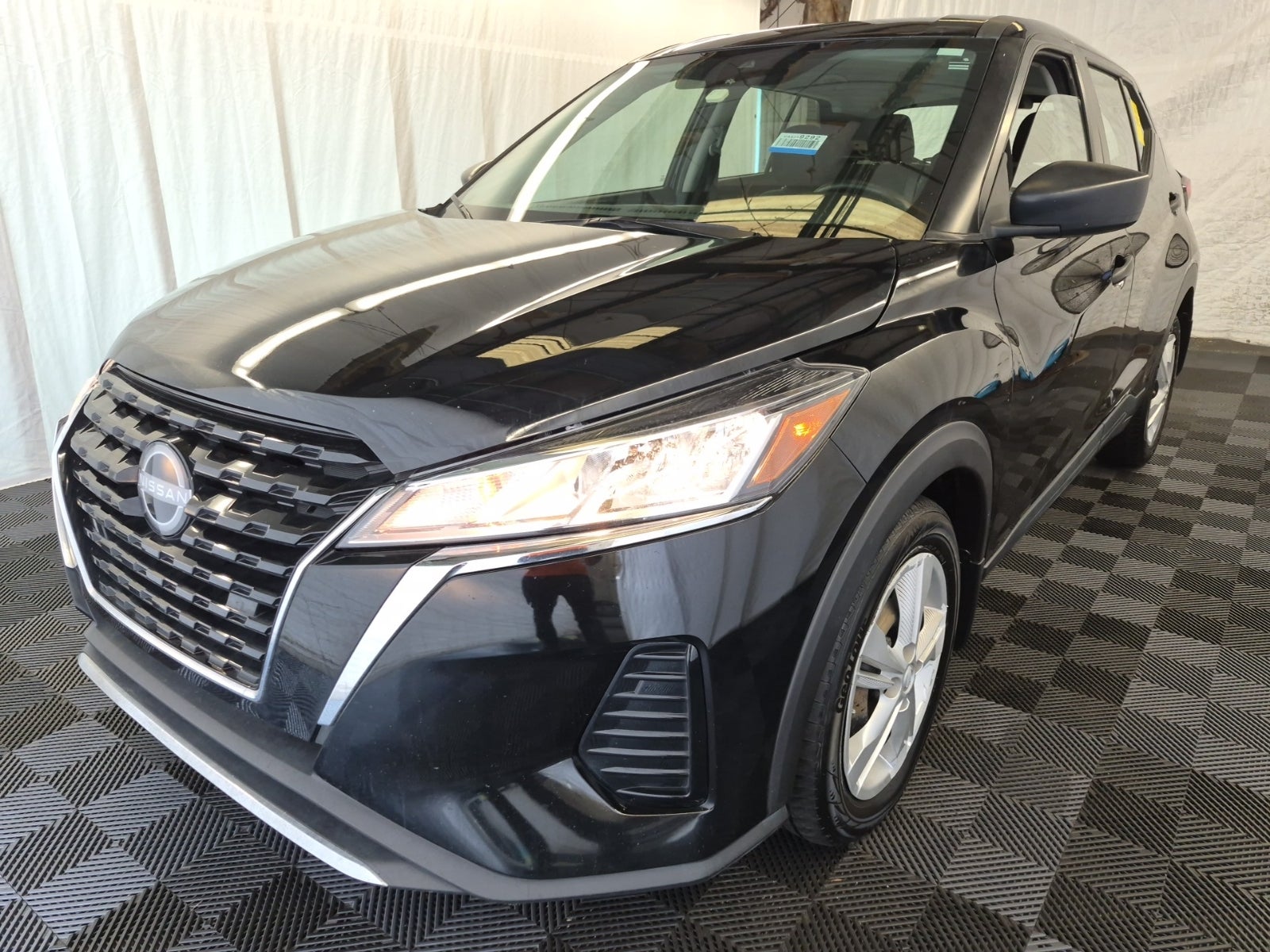 2024 Nissan Kicks S