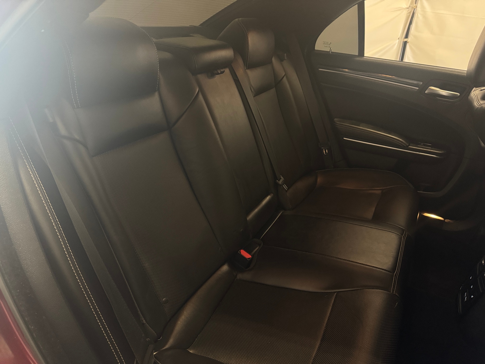 Thumbnail: 2021 Chrysler 300 - 5