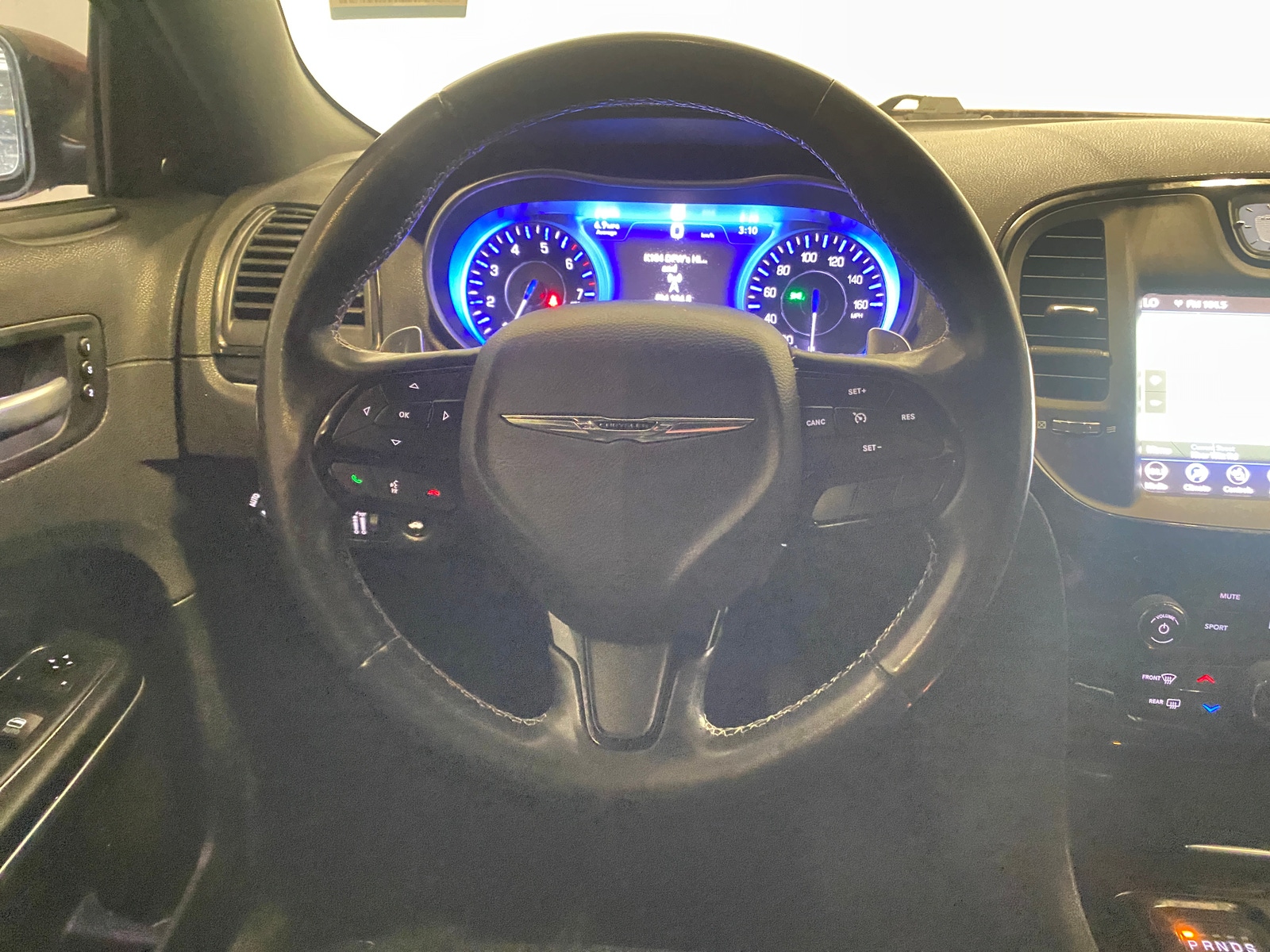 Thumbnail: 2021 Chrysler 300 - 4
