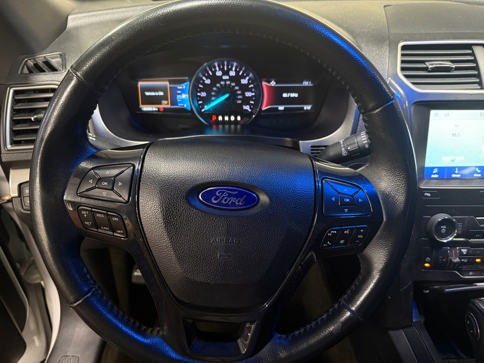 Thumbnail: 2018 Ford Explorer - 4