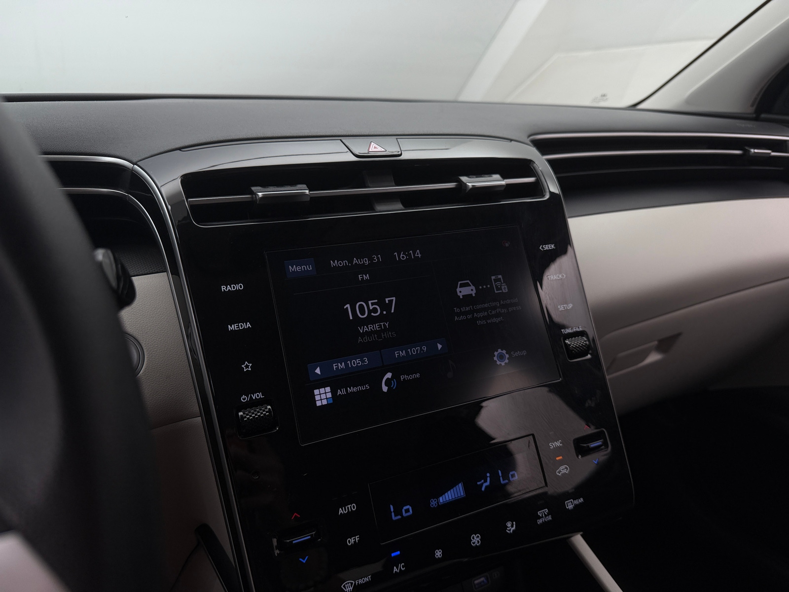 Thumbnail: 2024 Hyundai Tucson - 4
