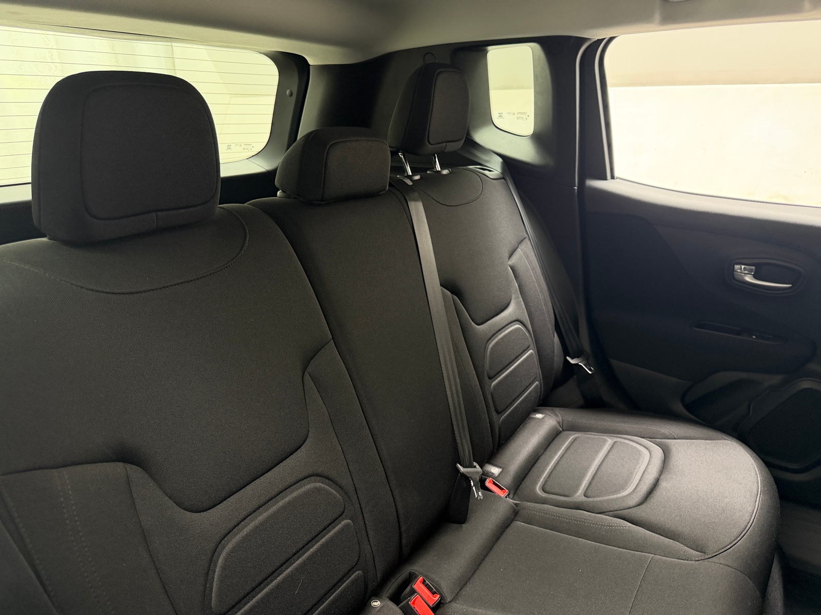 Thumbnail: 2021 Jeep Renegade - 6