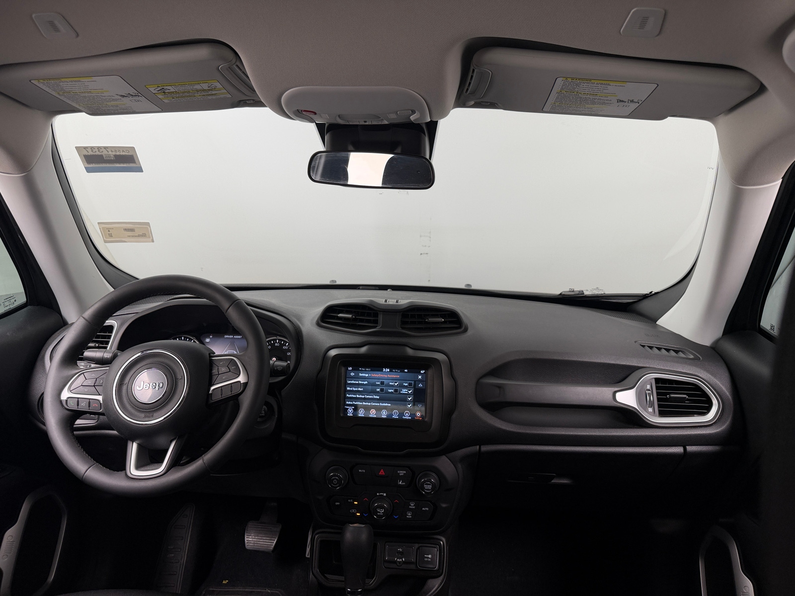 Thumbnail: 2021 Jeep Renegade - 3