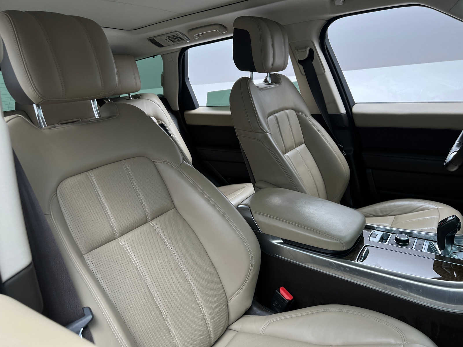 Thumbnail: 2022 Land Rover Range Rover Sport - 2