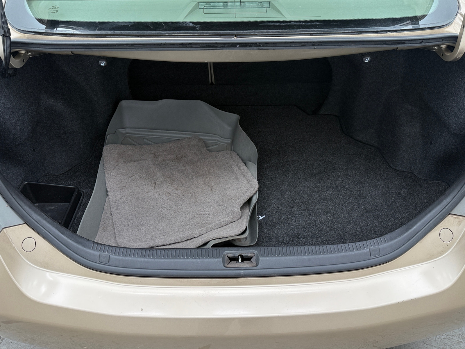 Thumbnail: 2011 Toyota Camry - 7