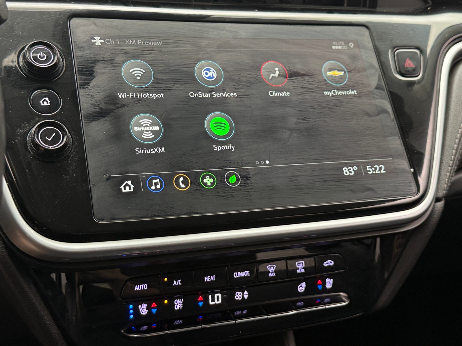 Thumbnail: 2023 Chevrolet Bolt EUV - 3