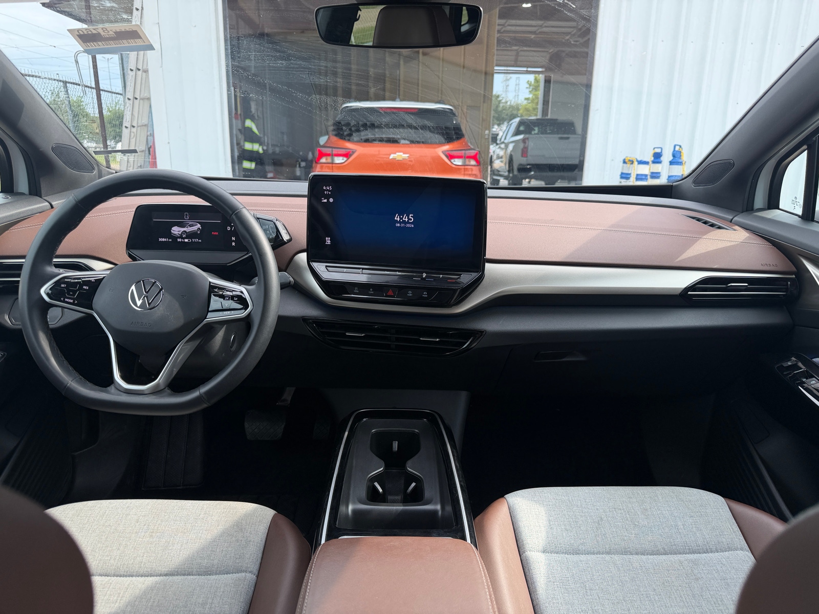 Thumbnail: 2023 Volkswagen ID.4 - 3