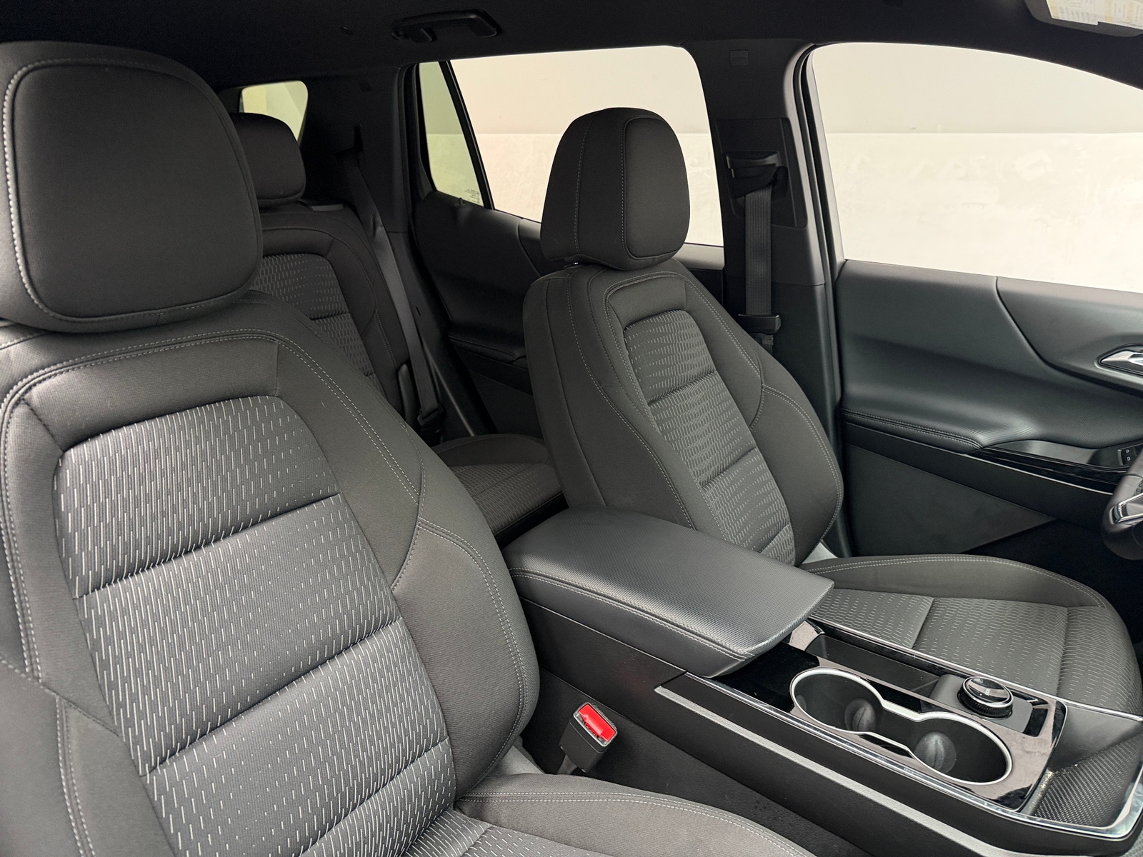 Thumbnail: 2026 Chevrolet Equinox - 2