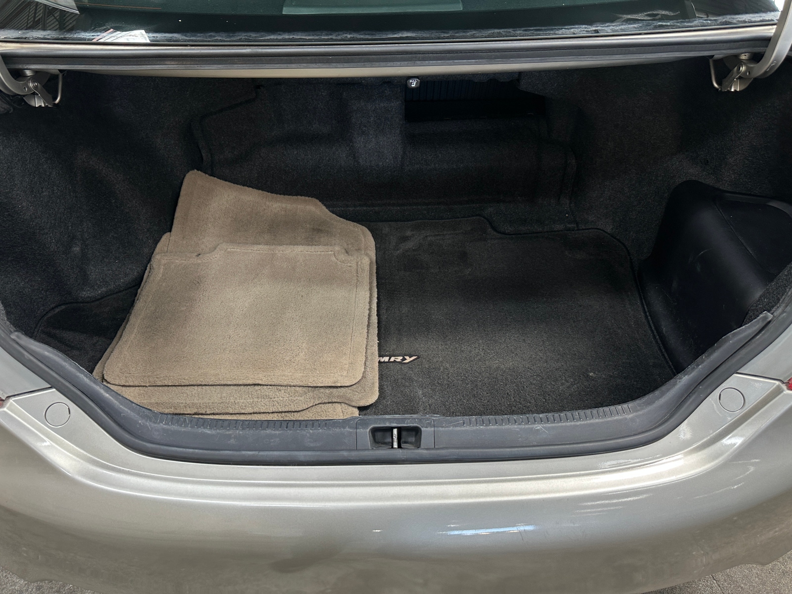 Thumbnail: 2013 Toyota Camry - 7