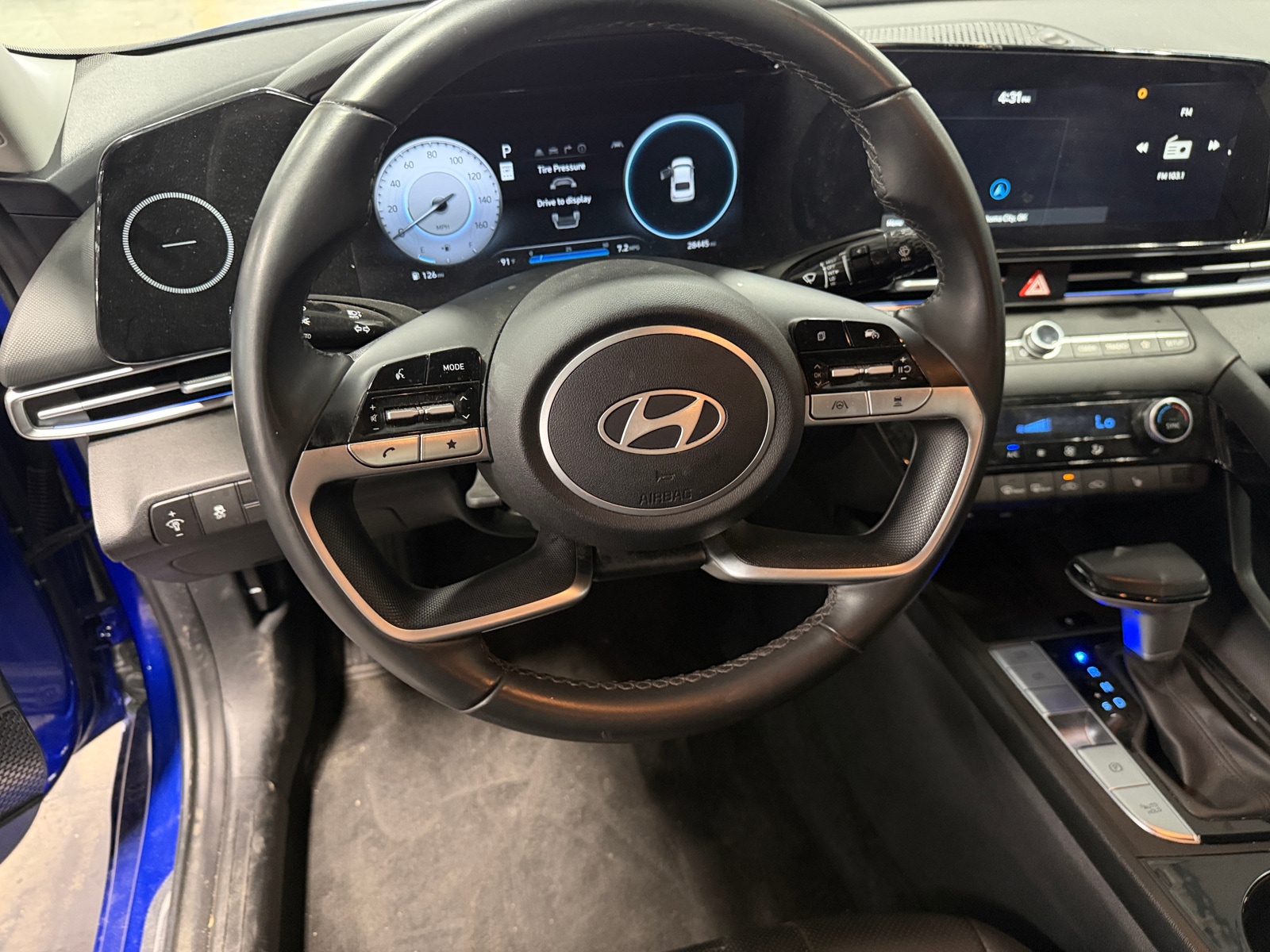 Thumbnail: 2025 Hyundai Elantra - 4