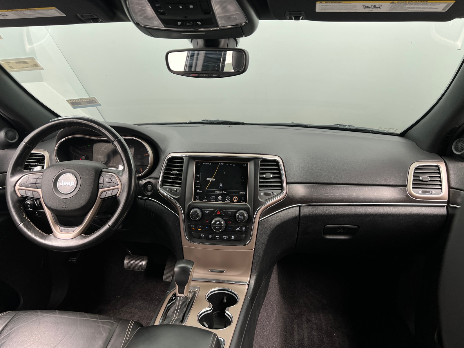 Thumbnail: 2017 Jeep Grand Cherokee - 2