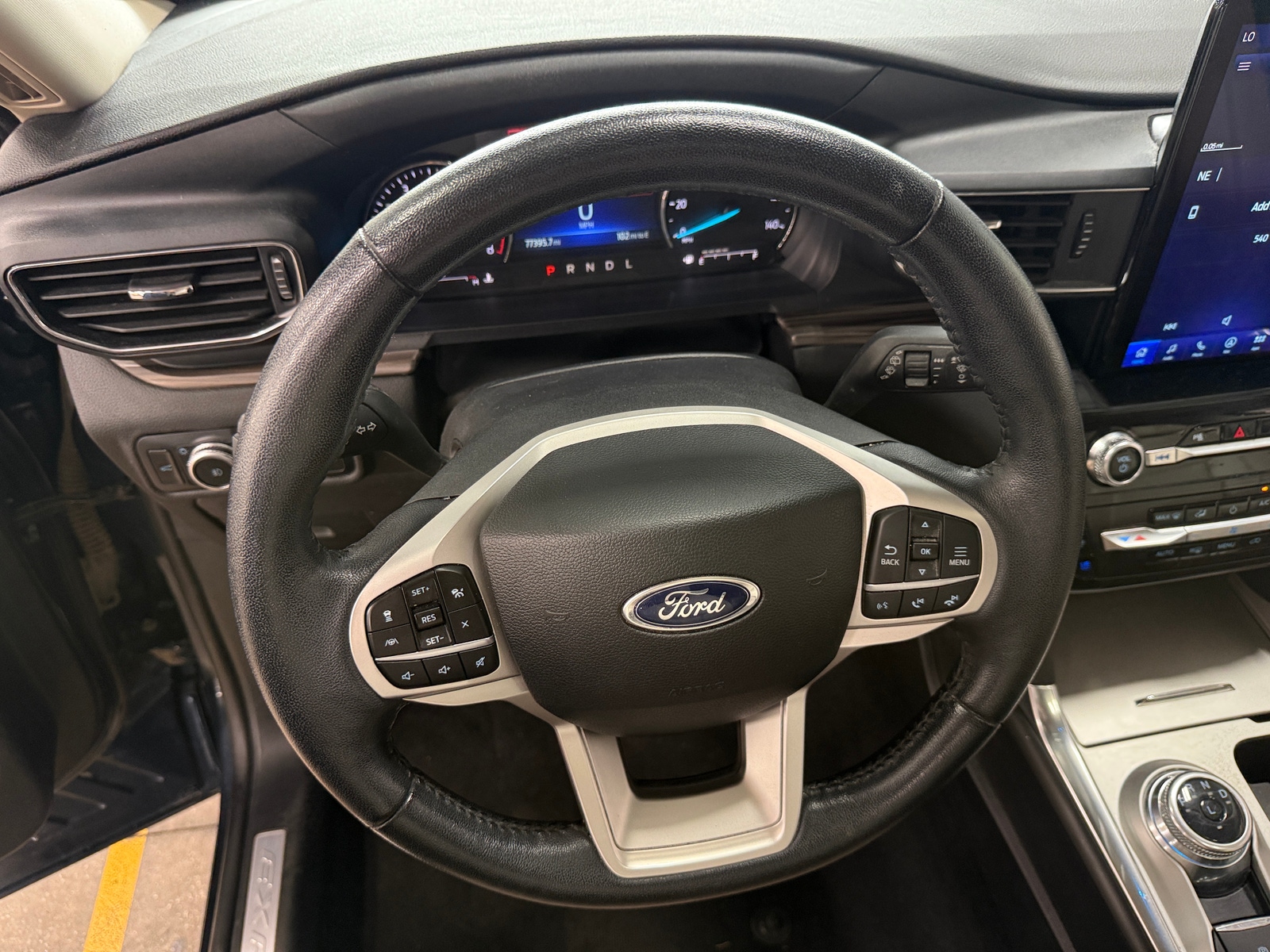 Thumbnail: 2022 Ford Explorer - 4