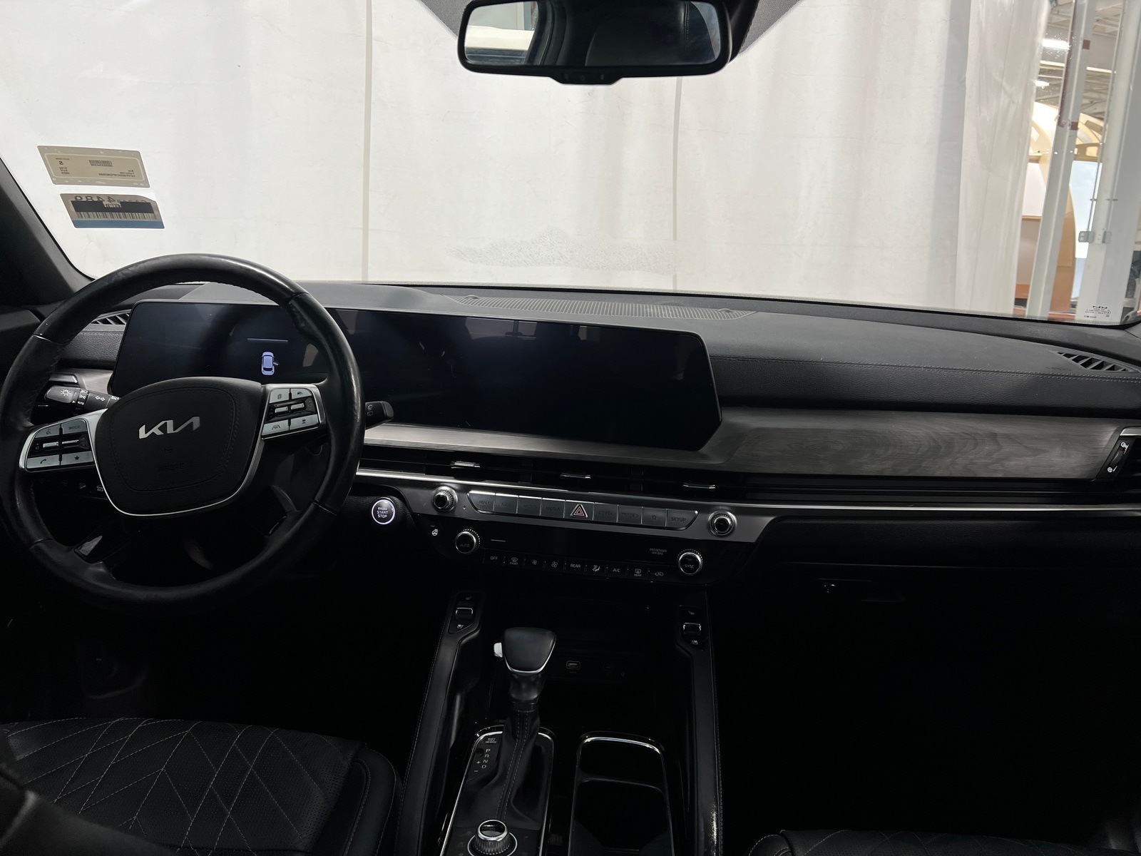 Thumbnail: 2023 Kia Telluride - 2