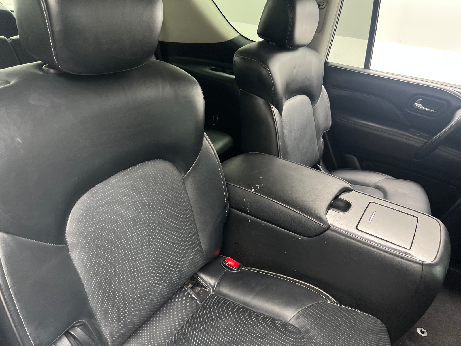 Thumbnail: 2019 INFINITI QX80 - 5