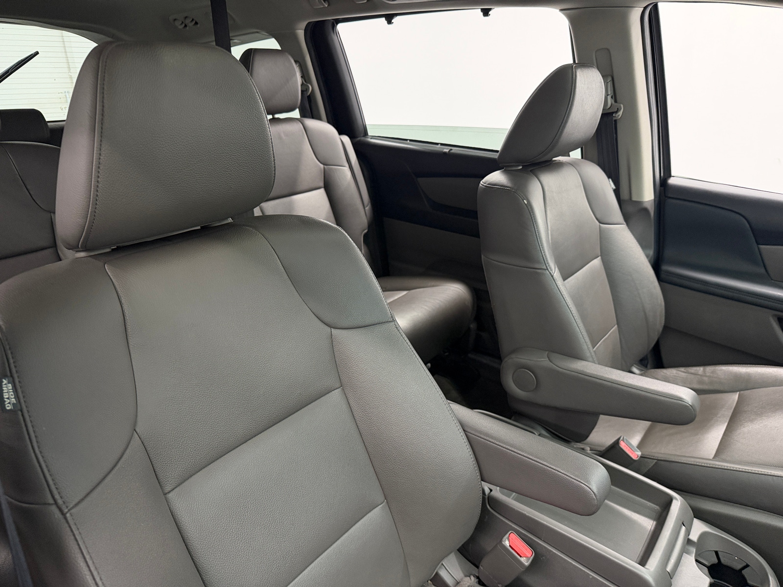 Thumbnail: 2017 Honda Odyssey - 2