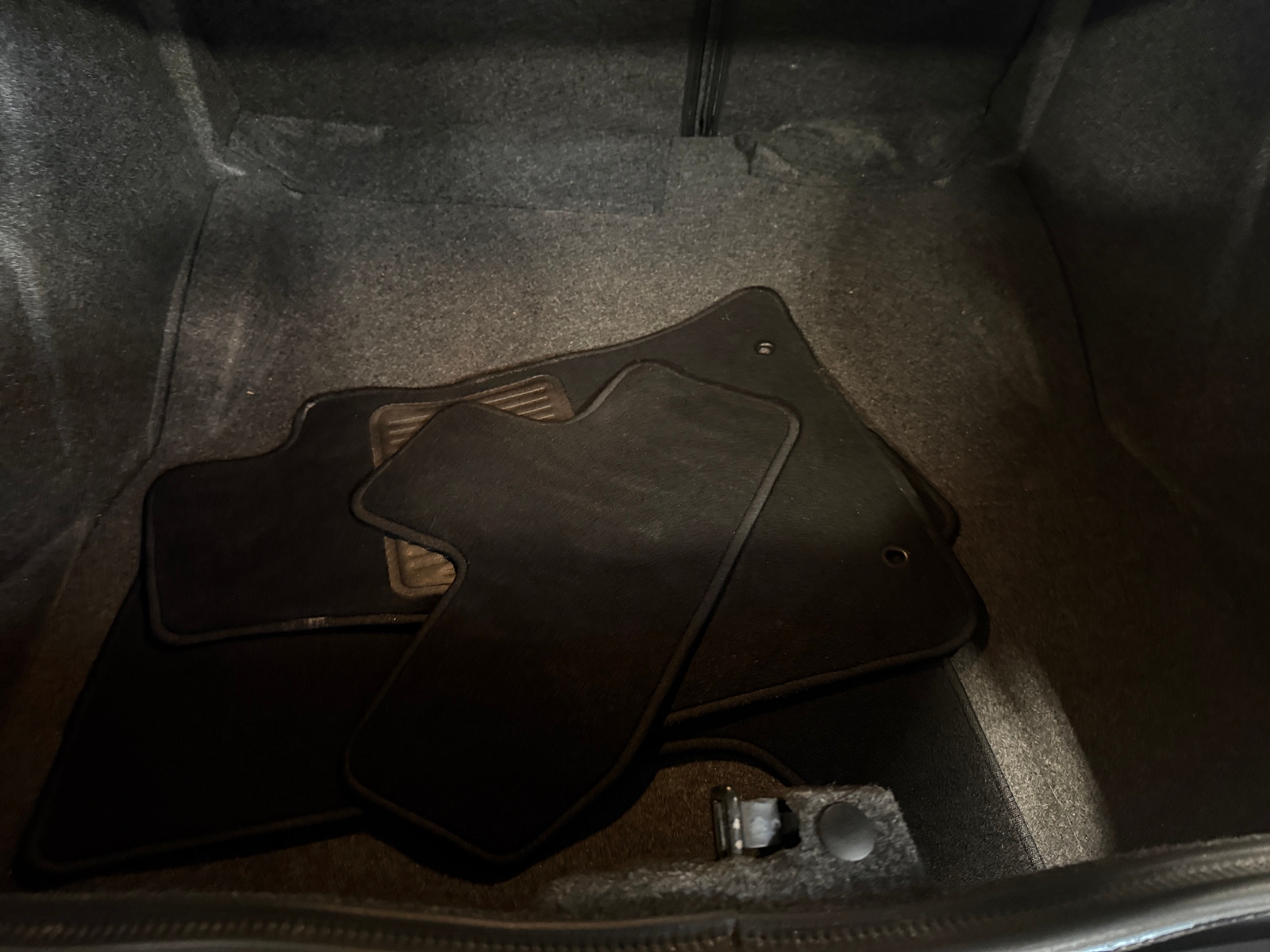Thumbnail: 2019 Dodge Challenger - 4