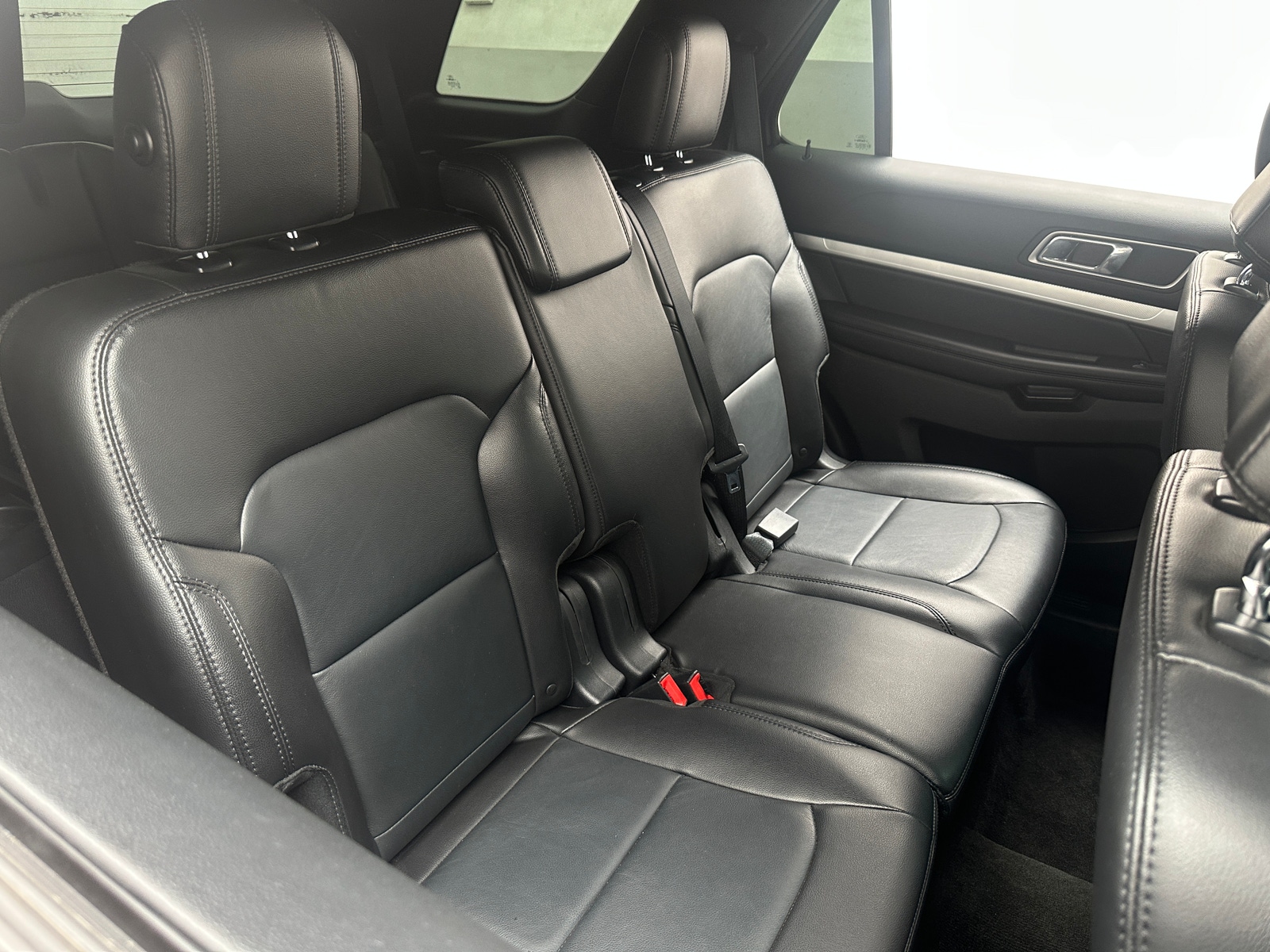 Thumbnail: 2017 Ford Explorer - 5