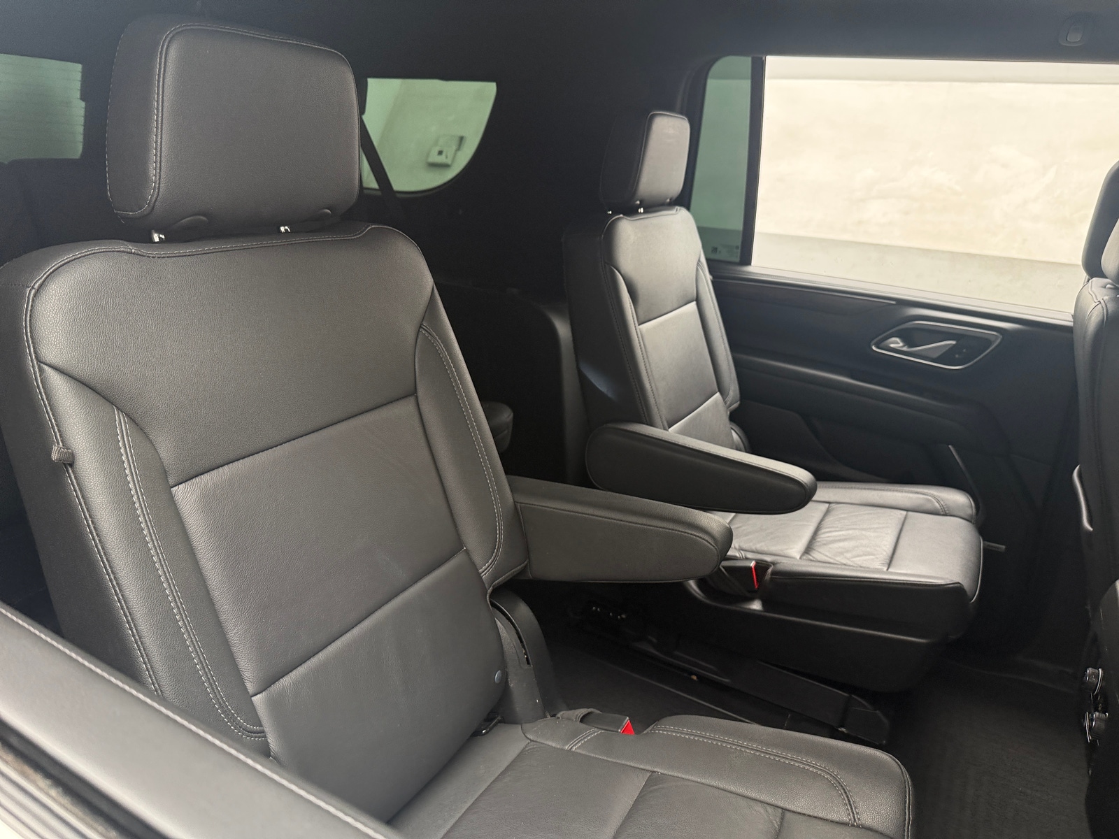 Thumbnail: 2022 Chevrolet Suburban - 5