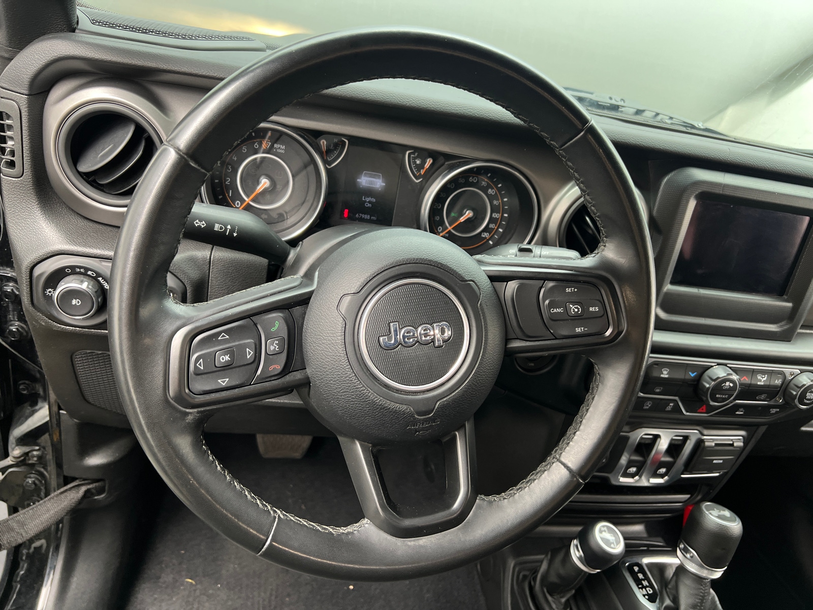 Thumbnail: 2022 Jeep Wrangler - 5