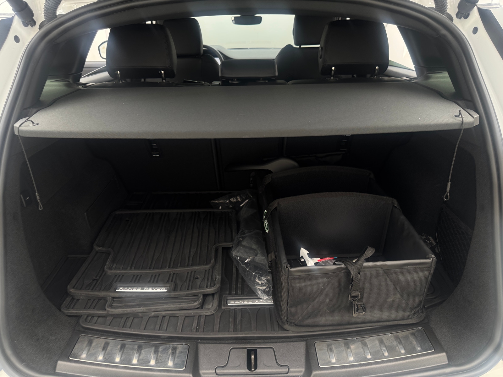 Thumbnail: 2026 Land Rover Range Rover Evoque - 6