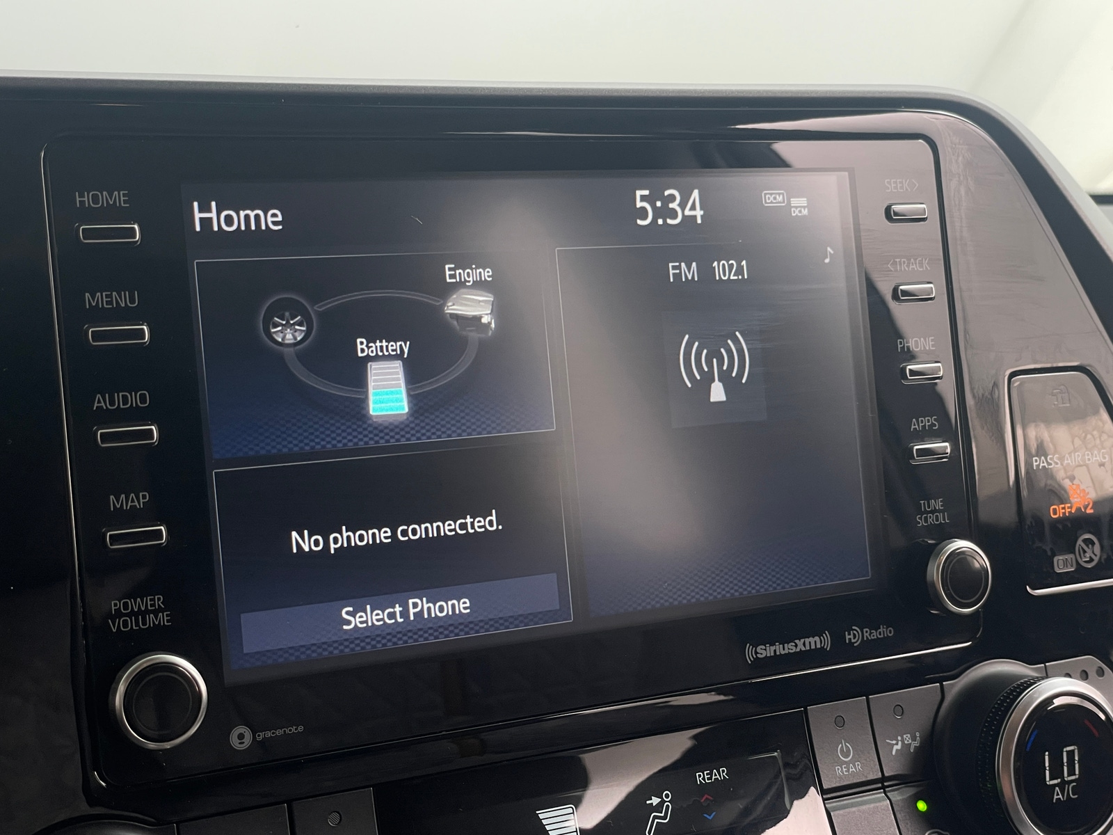 Thumbnail: 2022 Toyota Highlander - 3