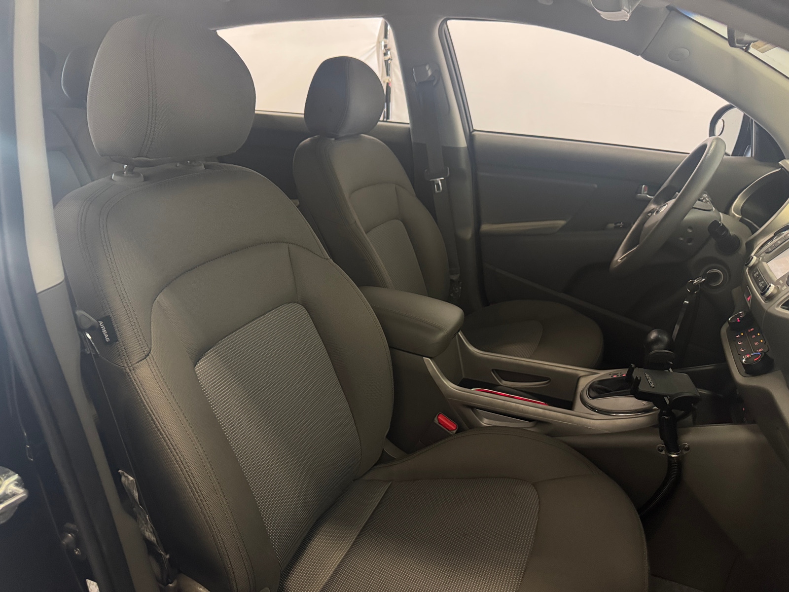Thumbnail: 2016 Kia Sportage - 2