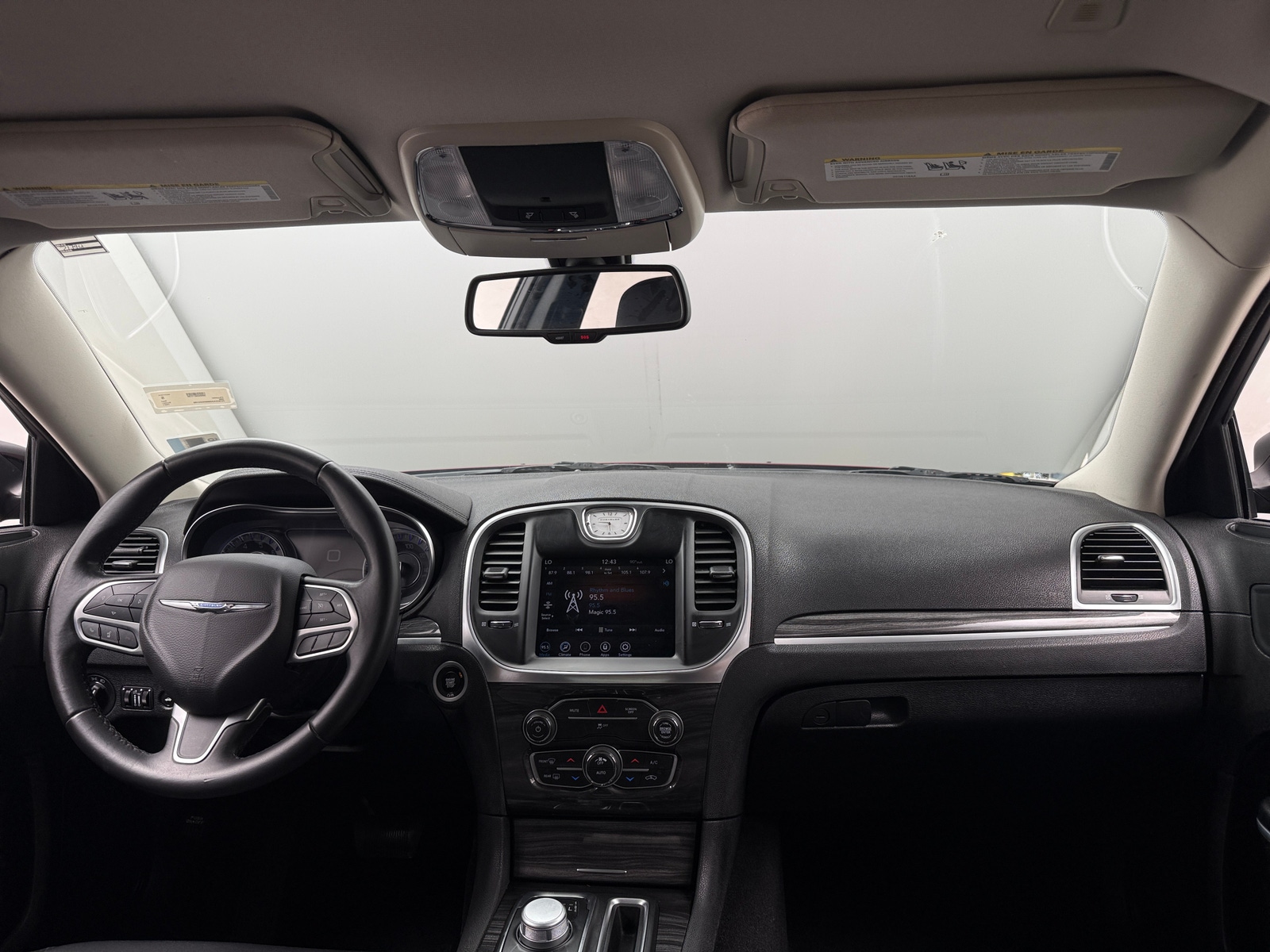 Thumbnail: 2021 Chrysler 300 - 3