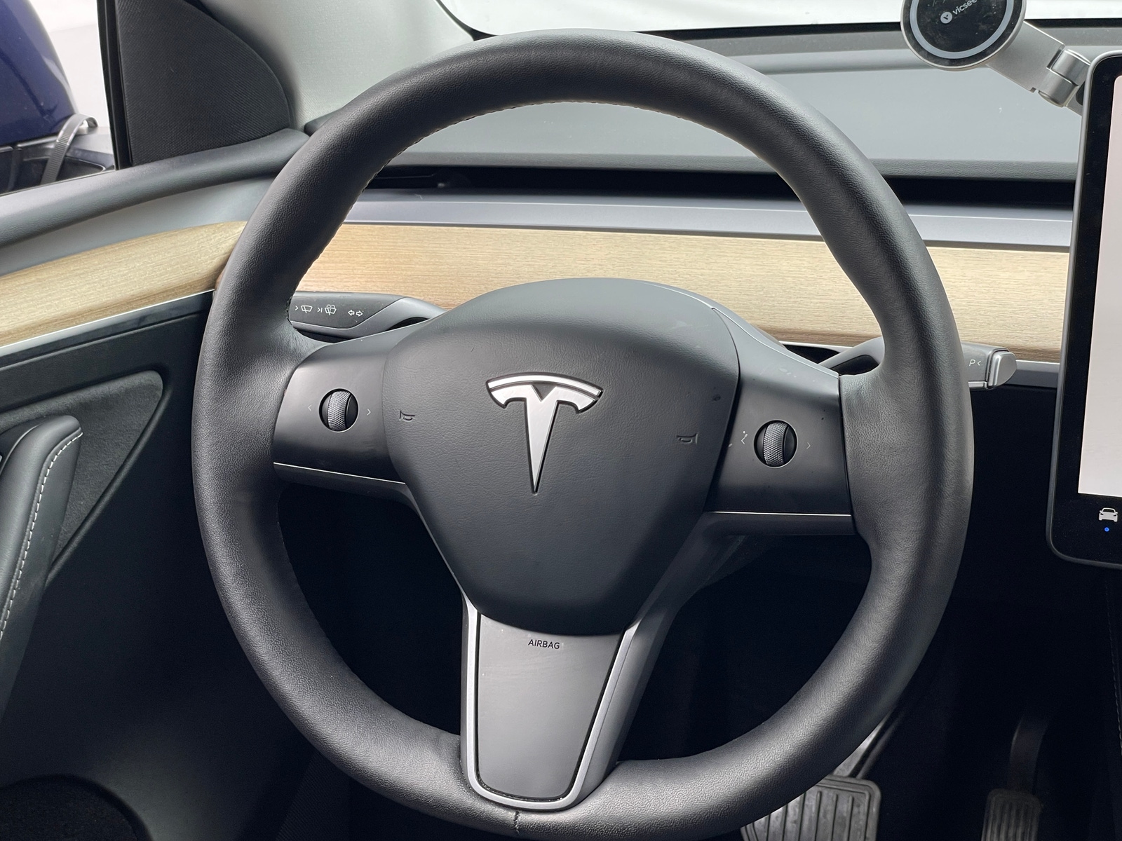 Thumbnail: 2022 Tesla Model Y - 4
