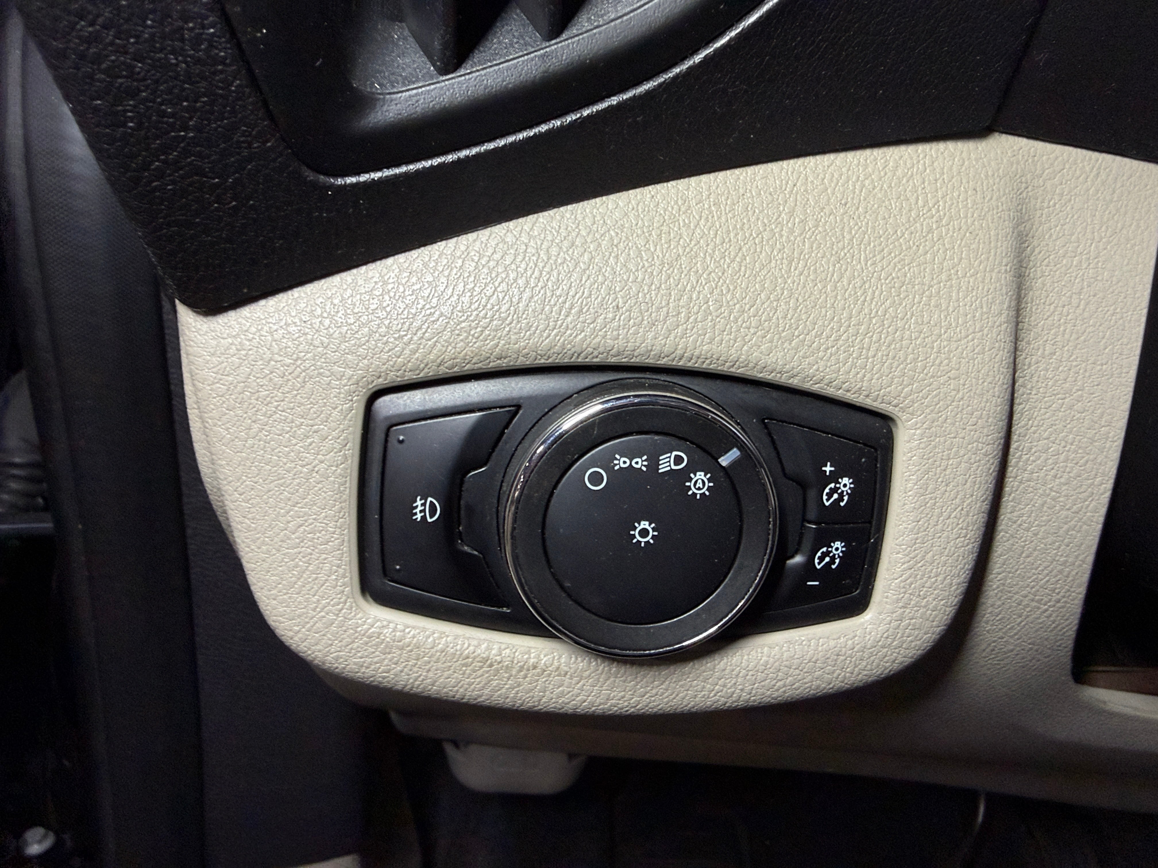 2018 Ford Transit Connect Titanium - Photo 11
