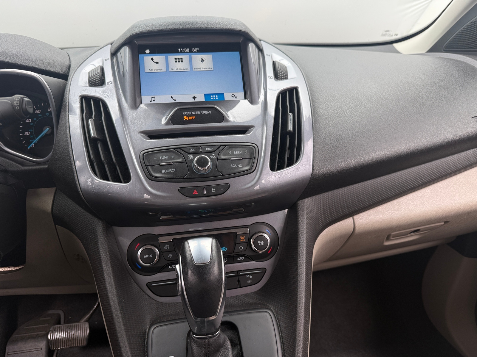 Thumbnail: 2018 Ford Transit Series - 3