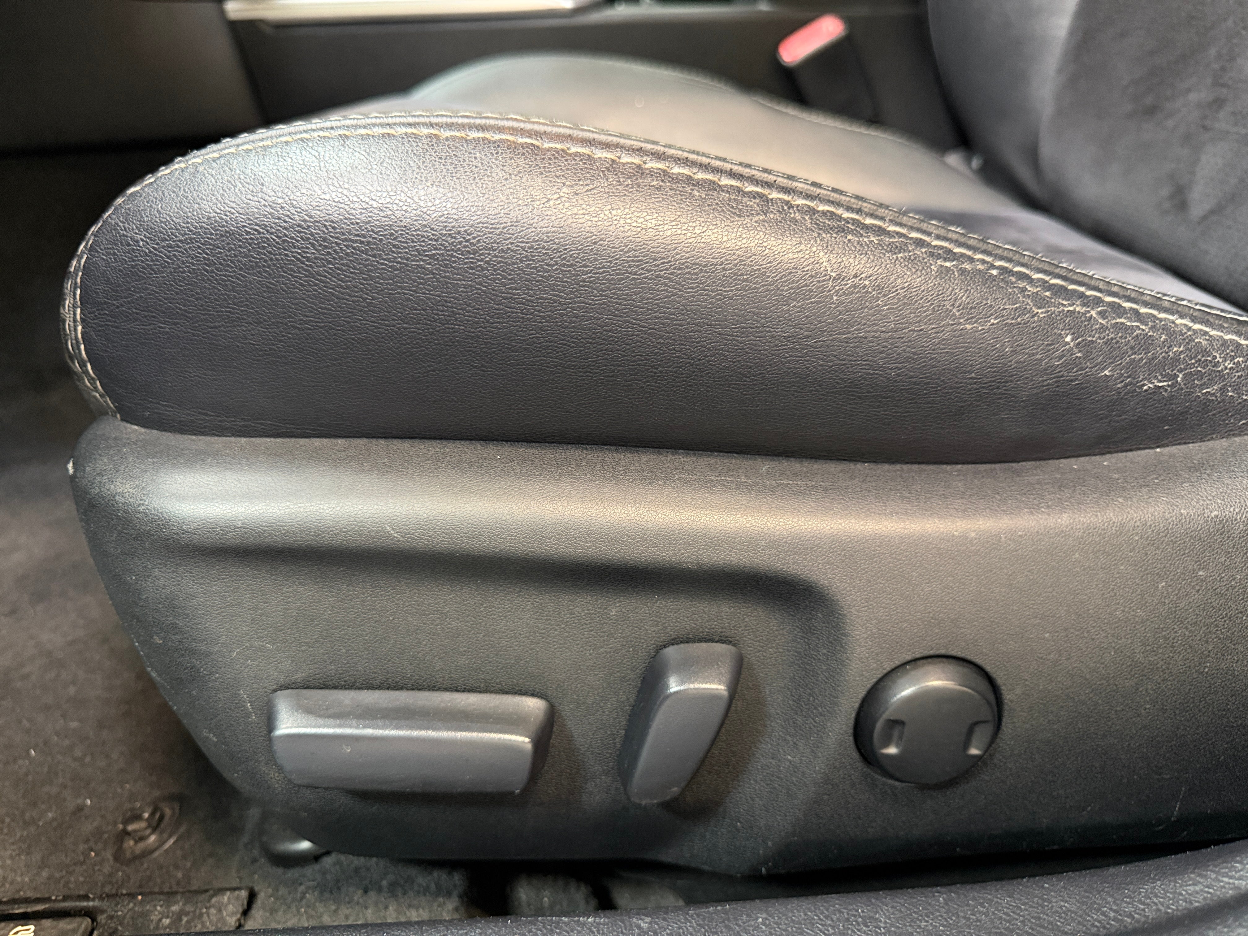 Used 2012 Toyota Camry SE with VIN 4T1BK1FK7CU011796 for sale in Pewaukee, WI