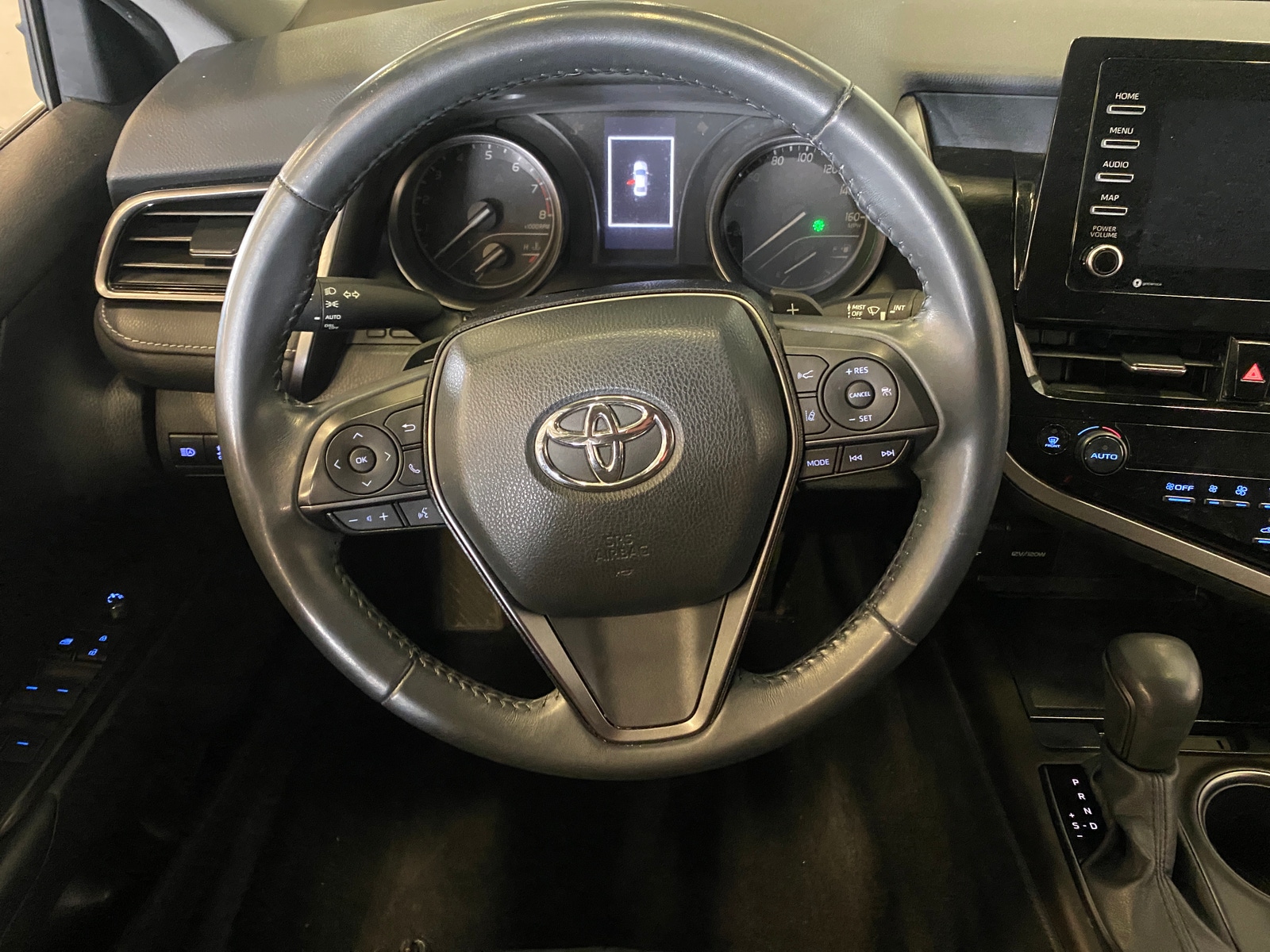 Thumbnail: 2022 Toyota Camry - 4