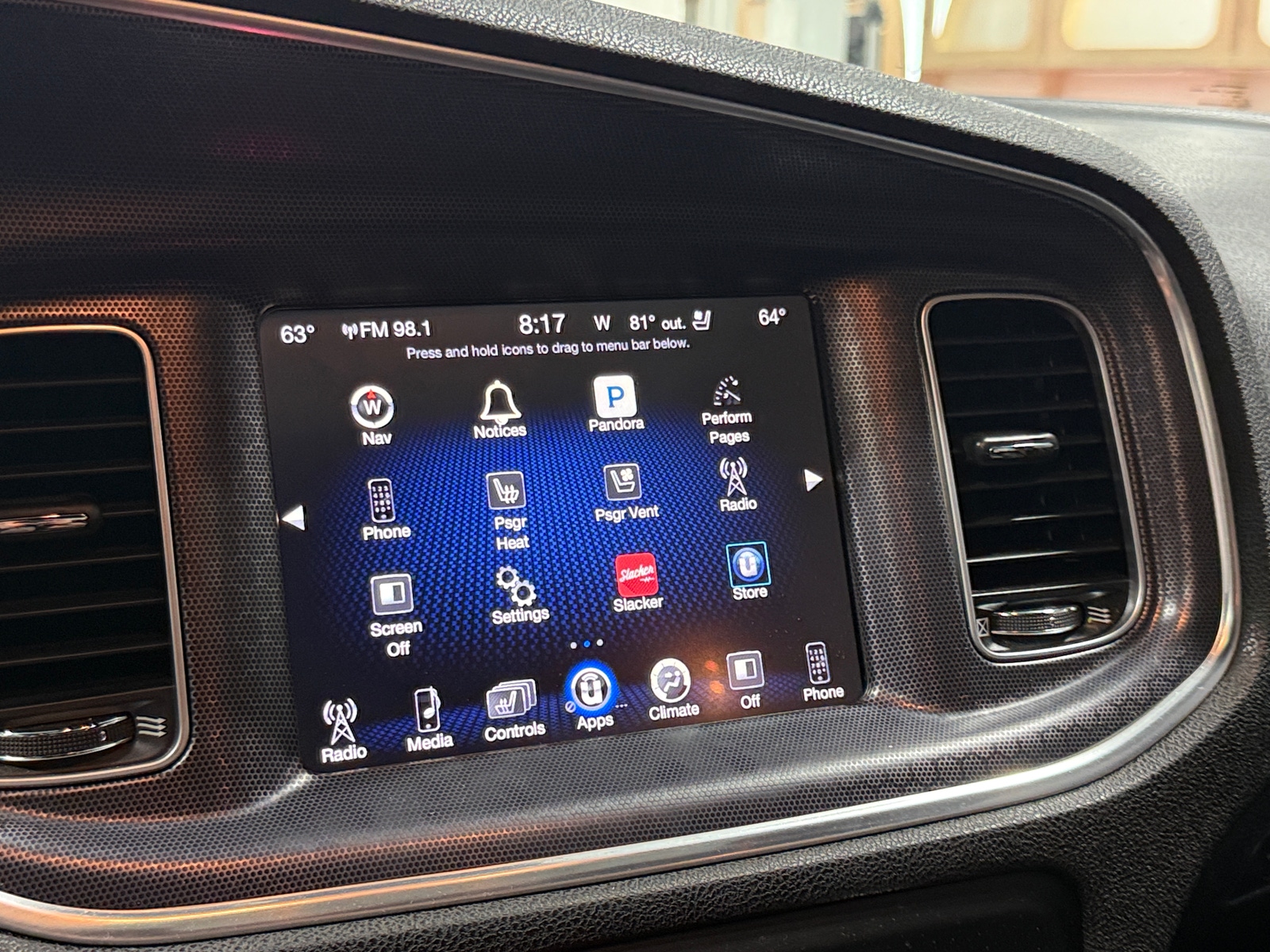 Thumbnail: 2016 Dodge Charger - 3