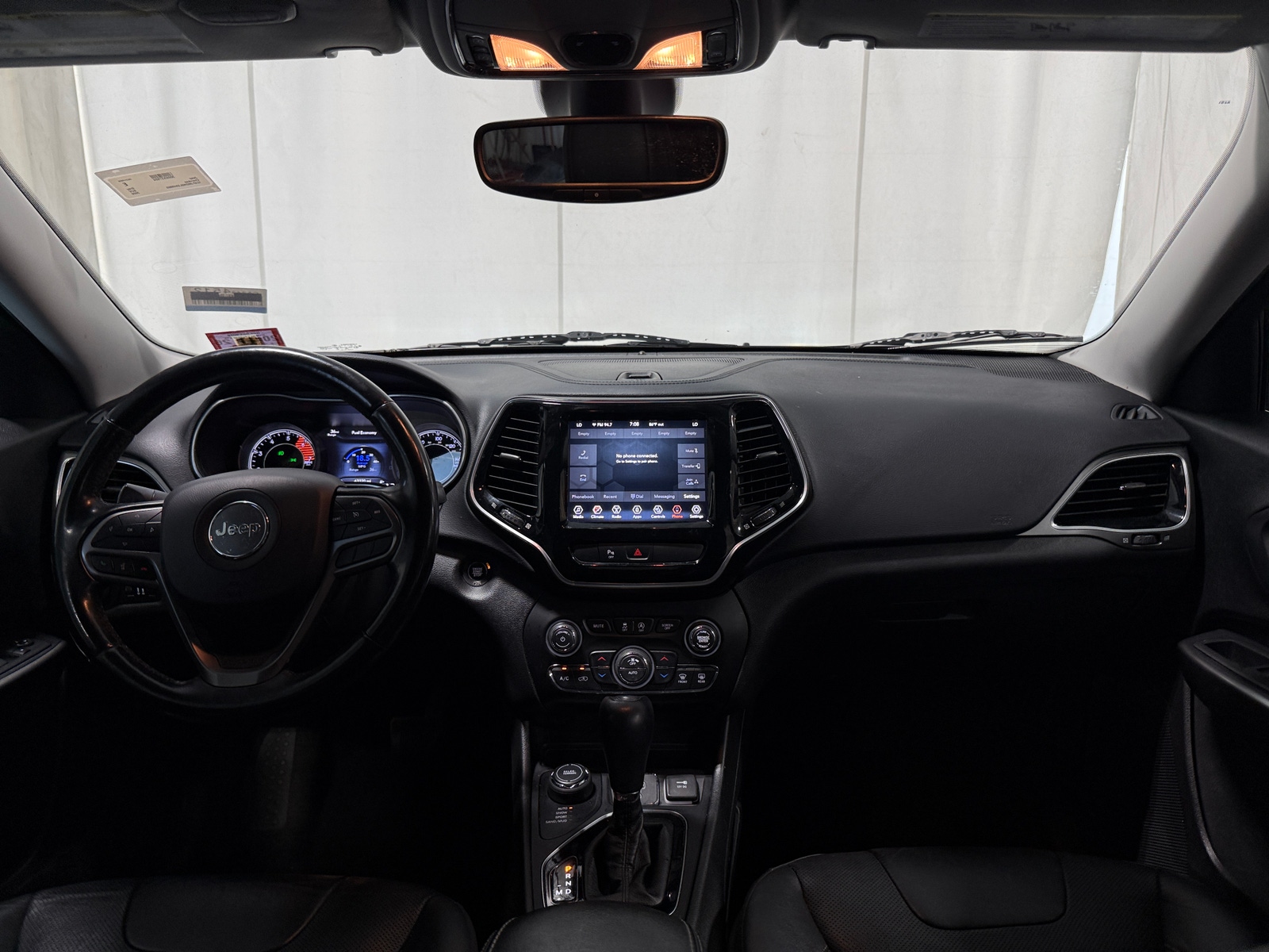 Thumbnail: 2020 Jeep Cherokee - 2
