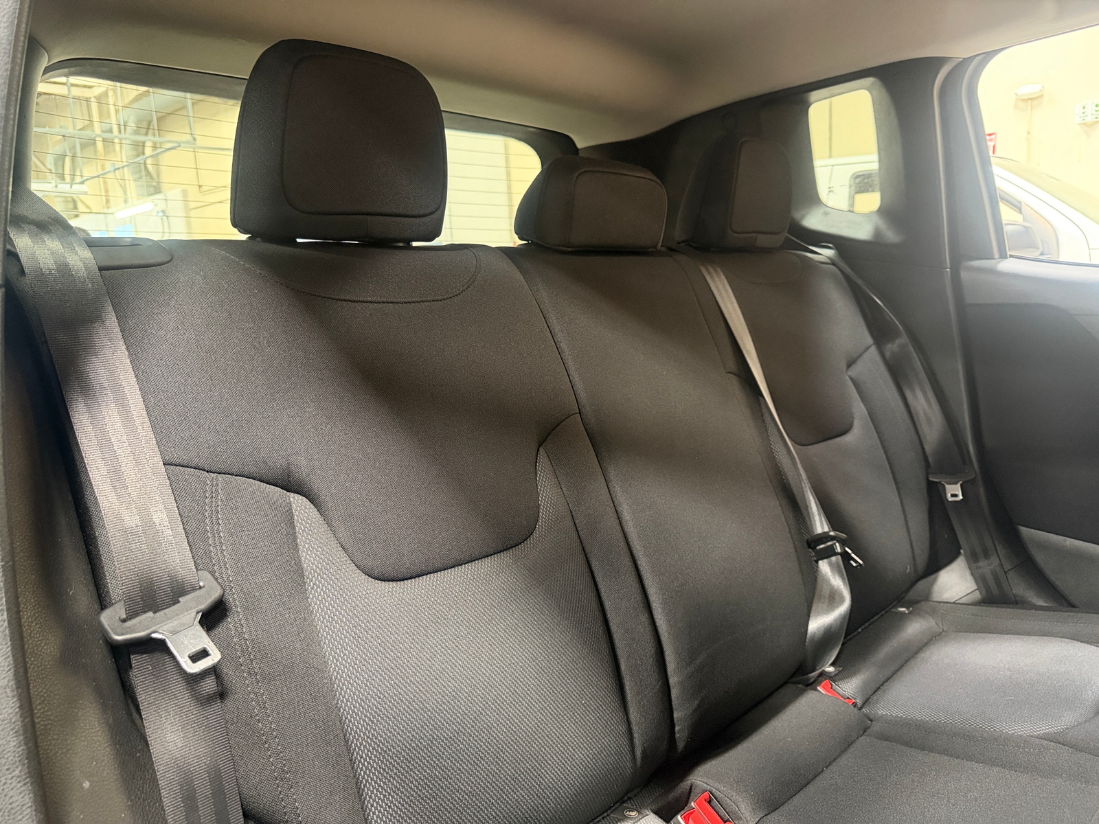 Thumbnail: 2019 Jeep Renegade - 6
