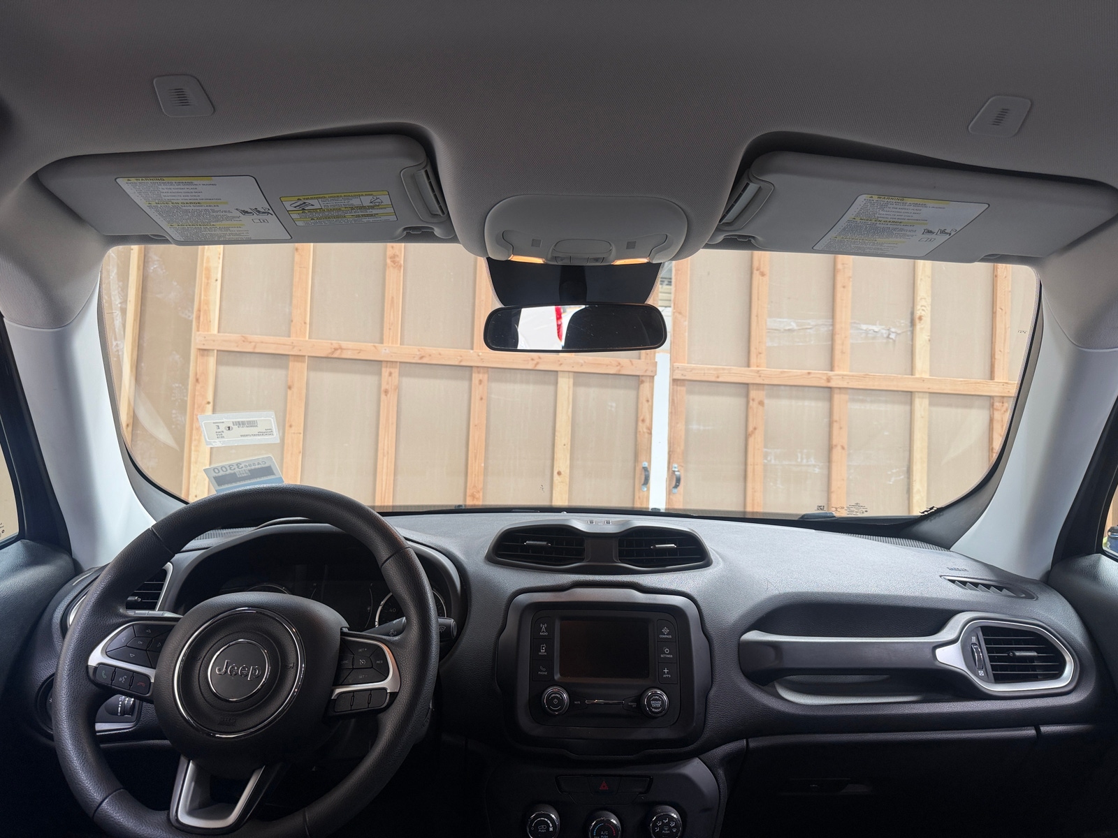Thumbnail: 2019 Jeep Renegade - 3
