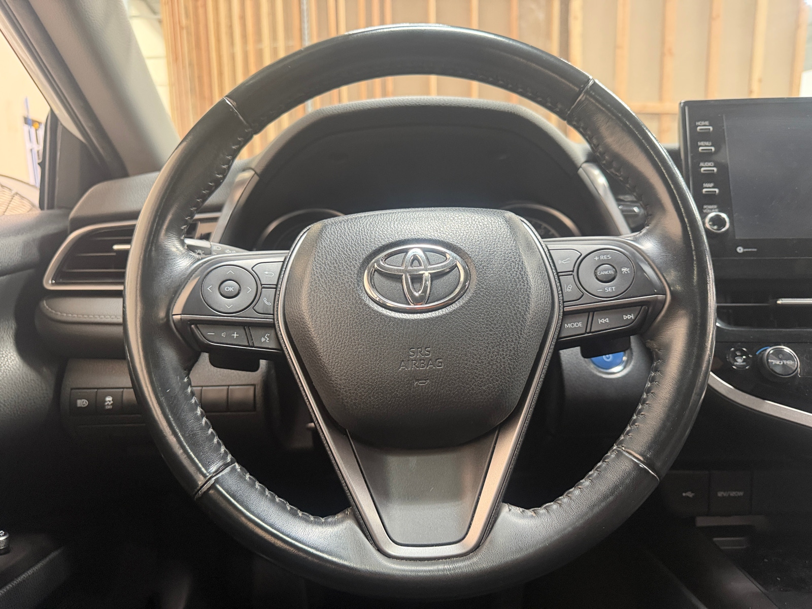 Thumbnail: 2022 Toyota Camry - 4