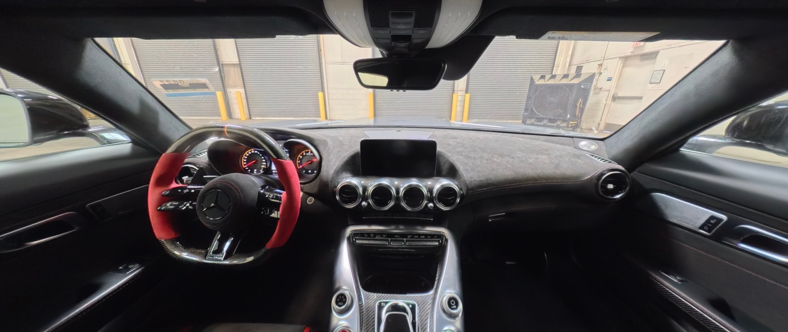 Thumbnail: 2018 Mercedes-Benz AMG GT - 2